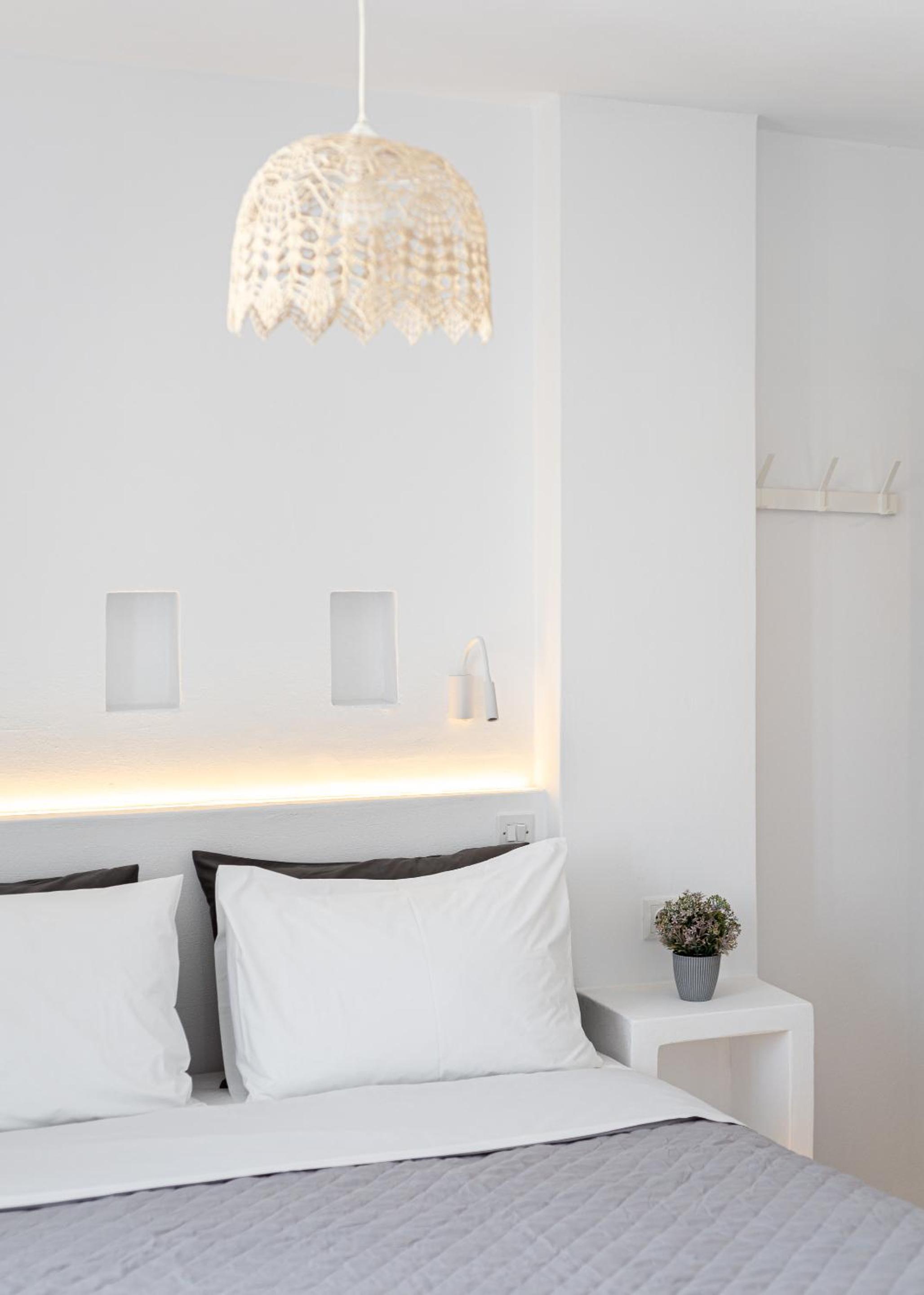 Noe Rooms