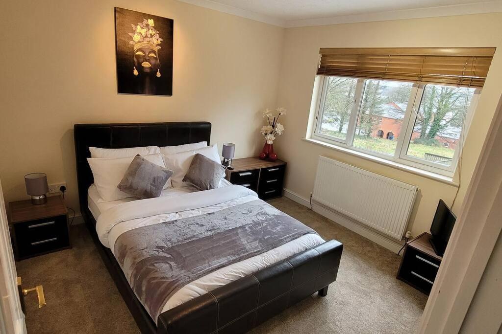 Tides Reach - 3 Bedroom Holiday Home - Llanreath view 5