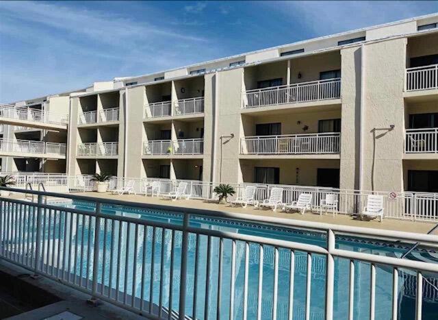 Sugar Beach 160 condo