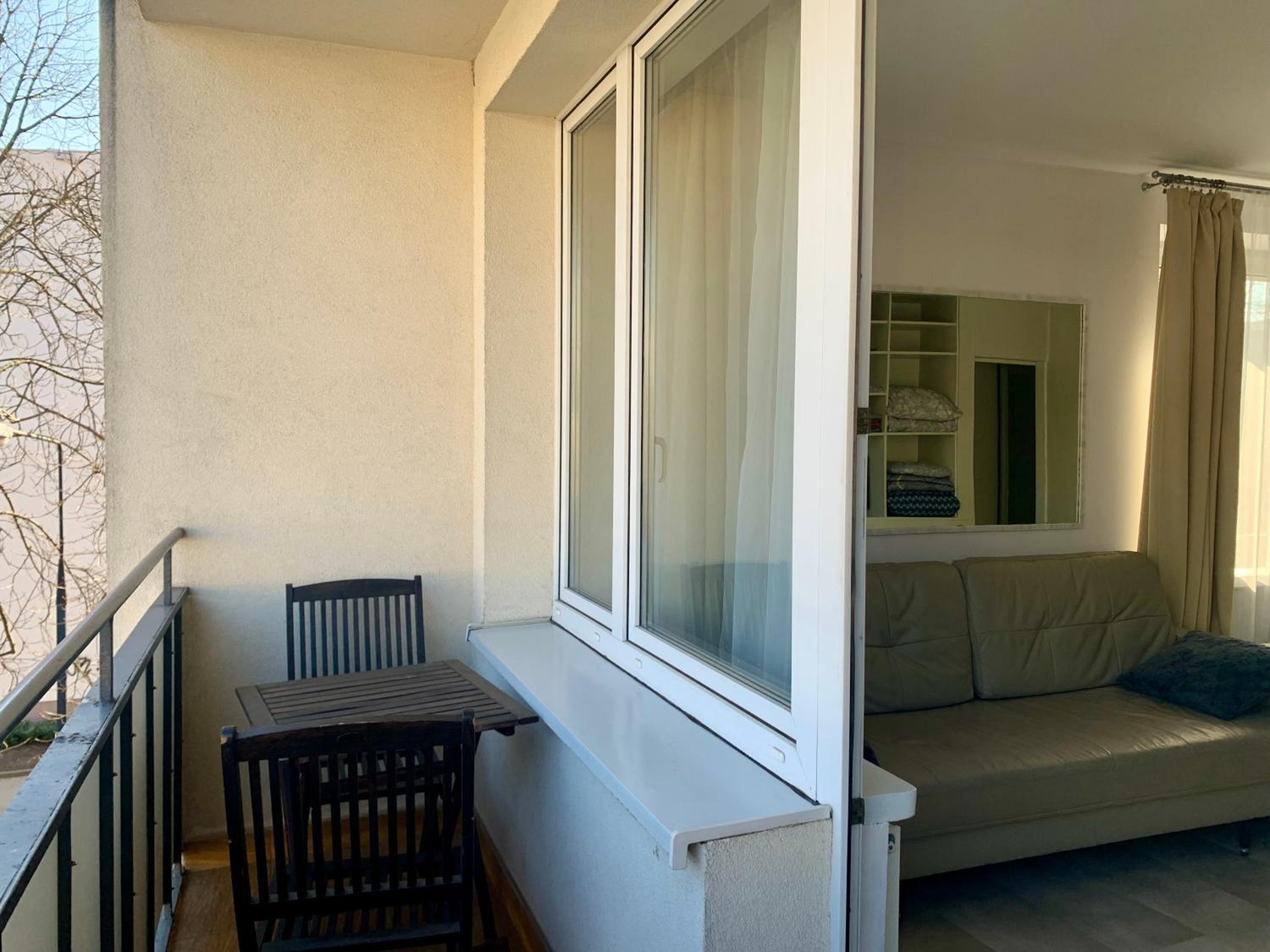 Perfect location two bedrooms with balkony