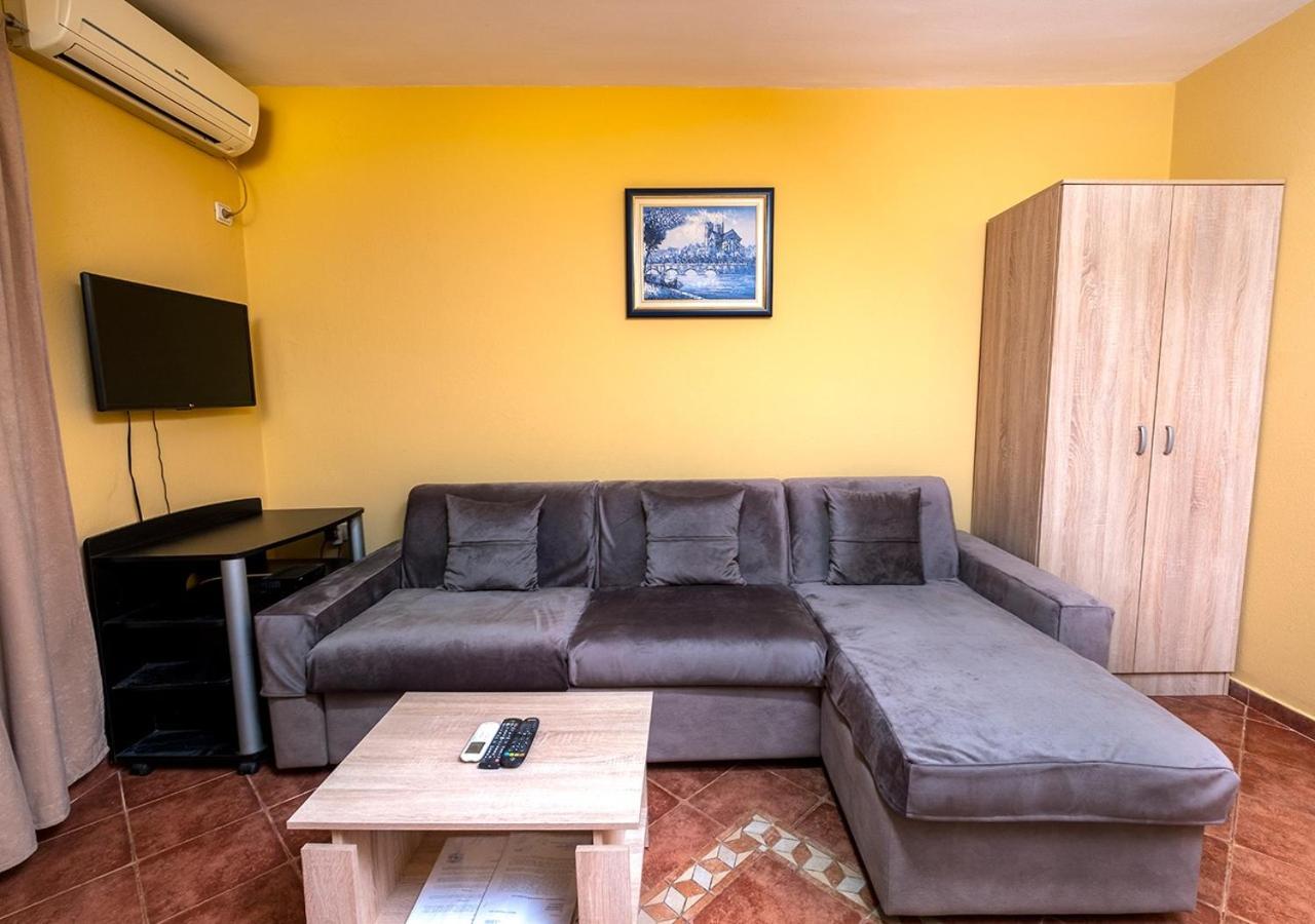 APARTMANI VUKADINOVIC LUX