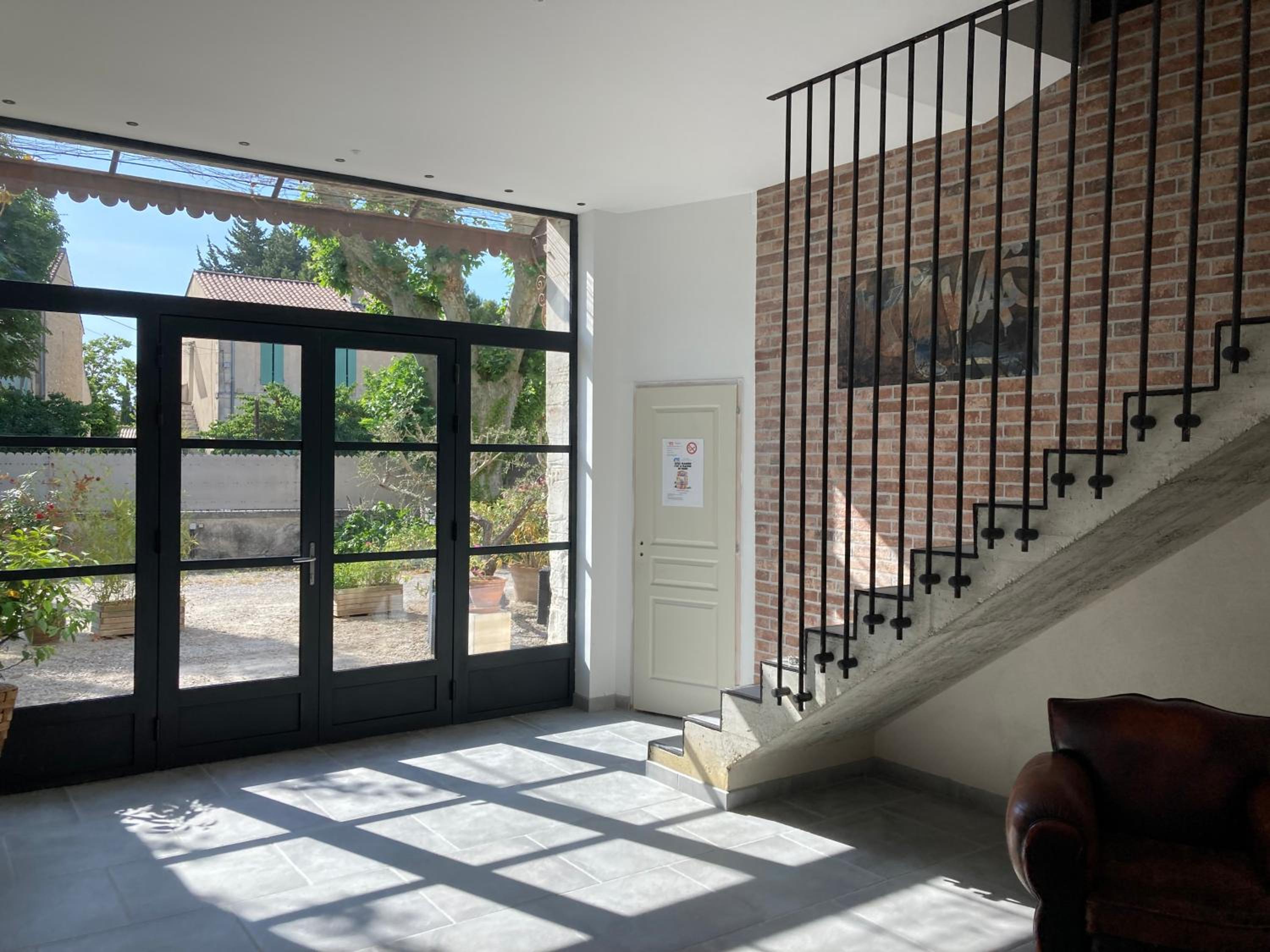 Photo 16