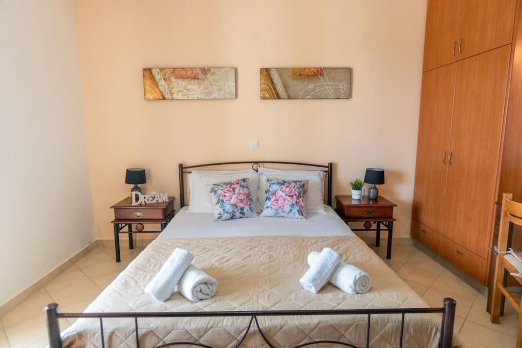 Comfy Studio at Klelia Cottage view 4