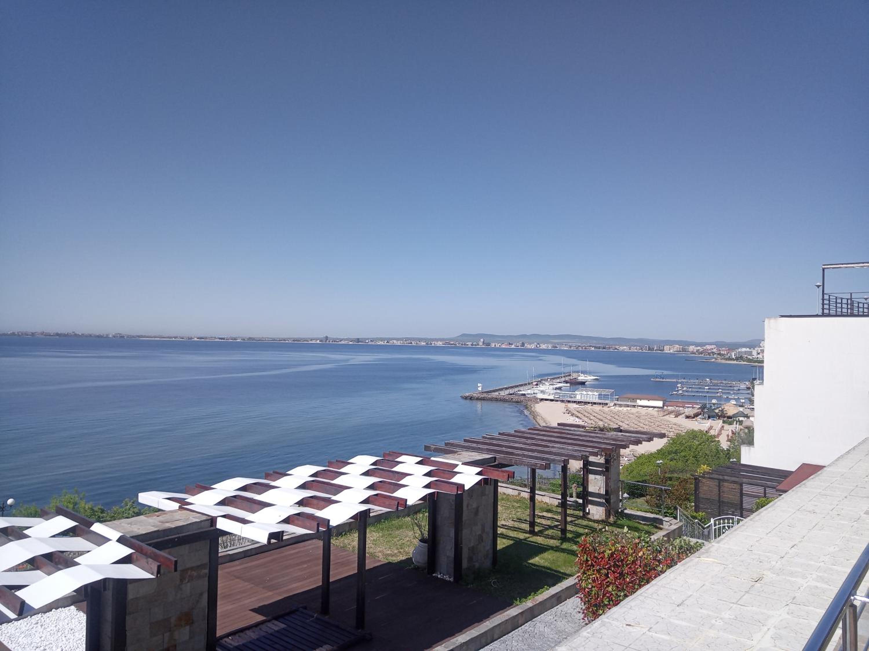 Dolce Vita II Waterfront Aura Sea View Luxury Apartament view 3