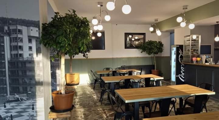restaurant