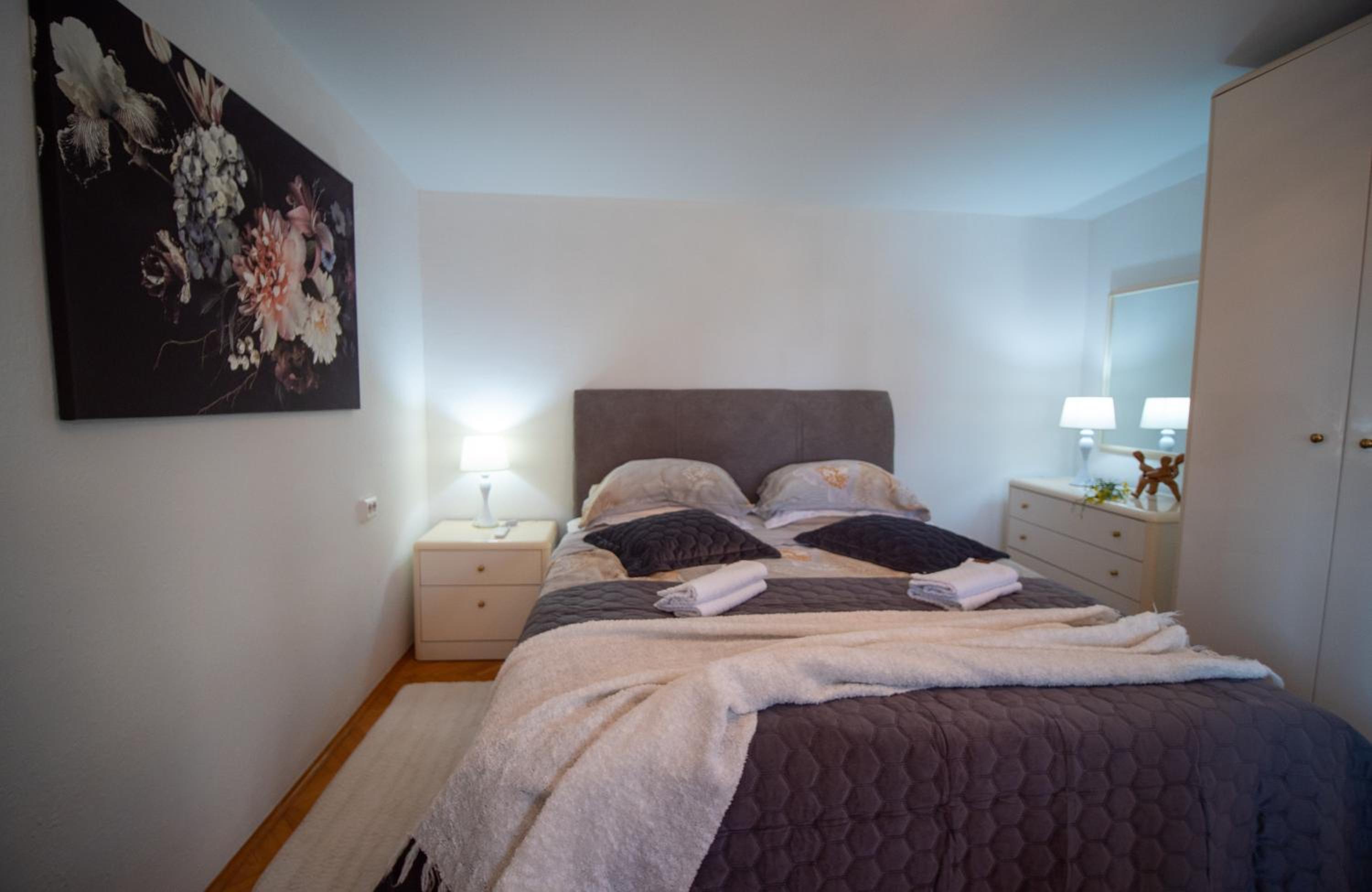 Art Apartment Sole view 4