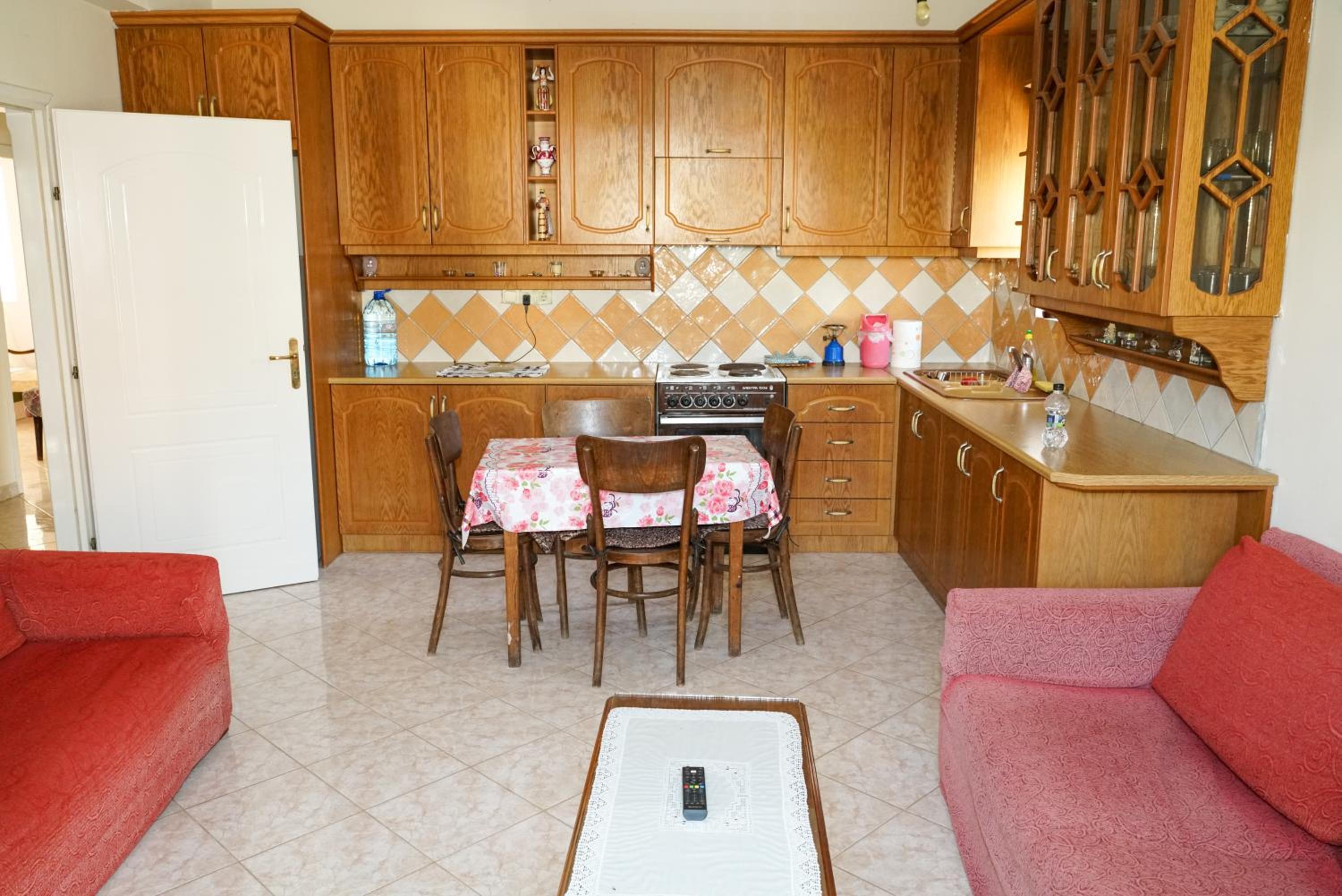 Connie's Apartments photo 5