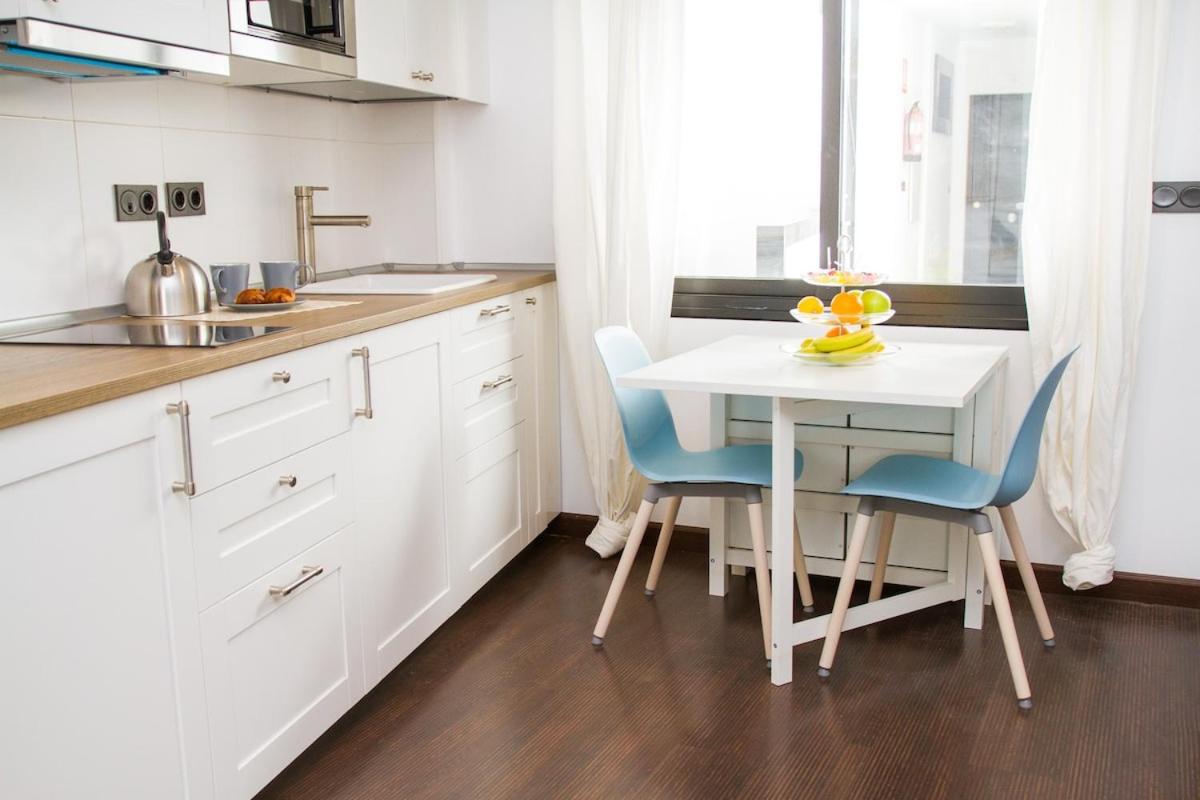 C77 - Romantic Studio in the Center with terrace