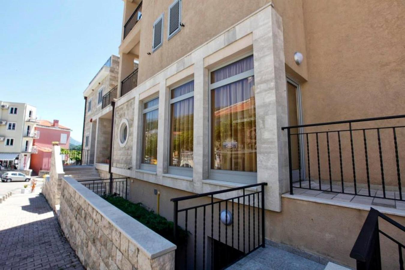 Apartments MUN Petrovac view 5