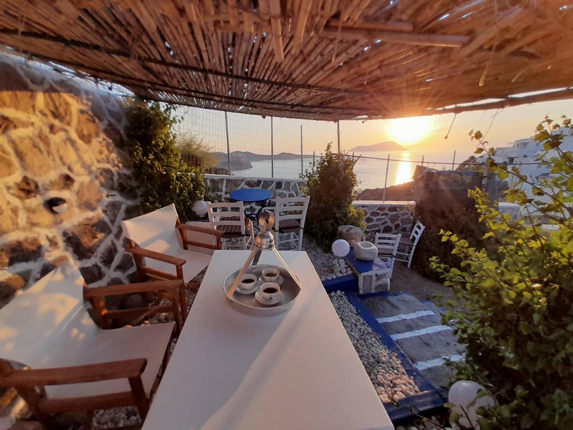 Mamos Sunset House Plaka photo 1