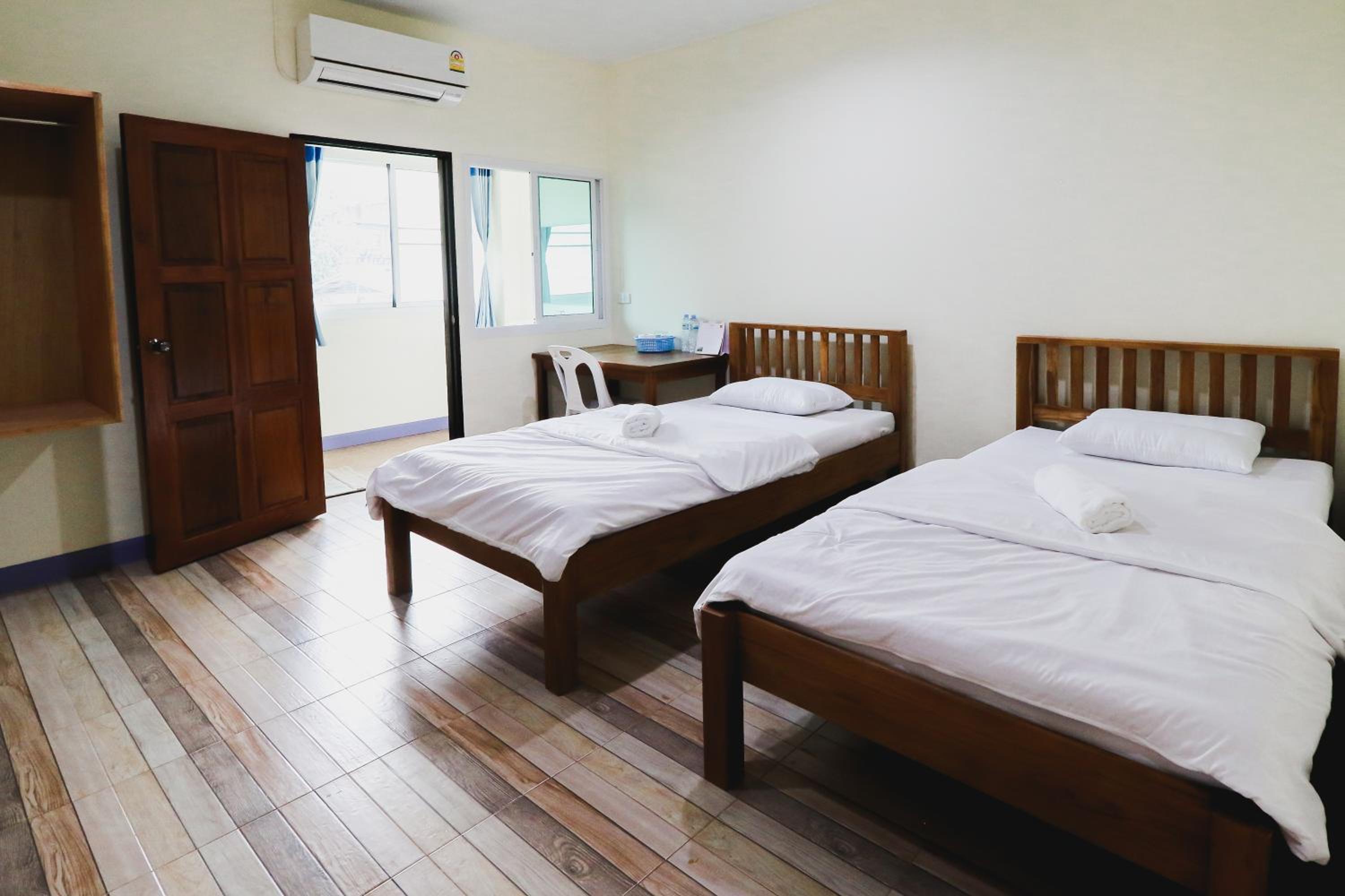 Baan Suan Chana Jon view 5