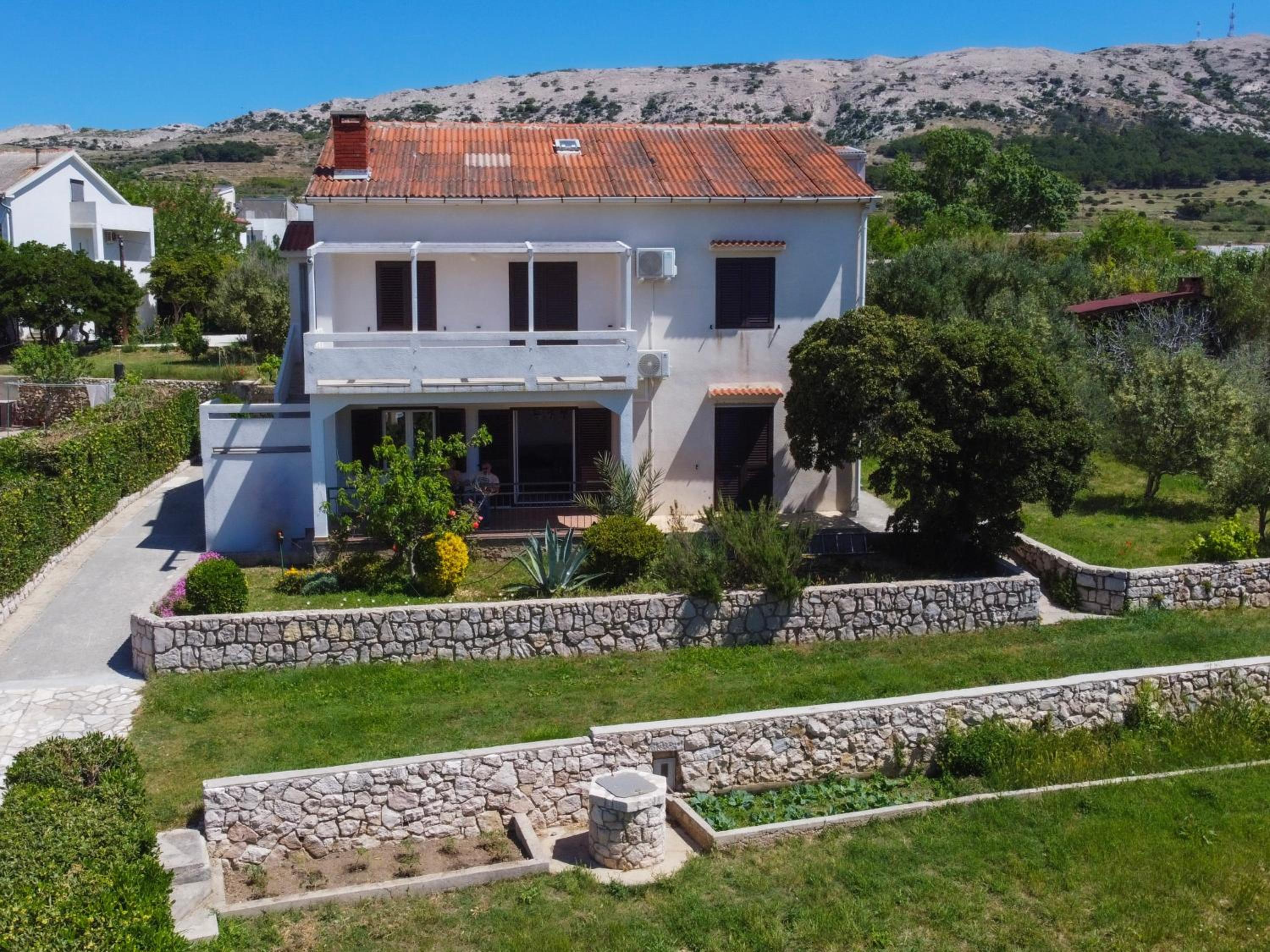 Apartmani Nana Mija view 3