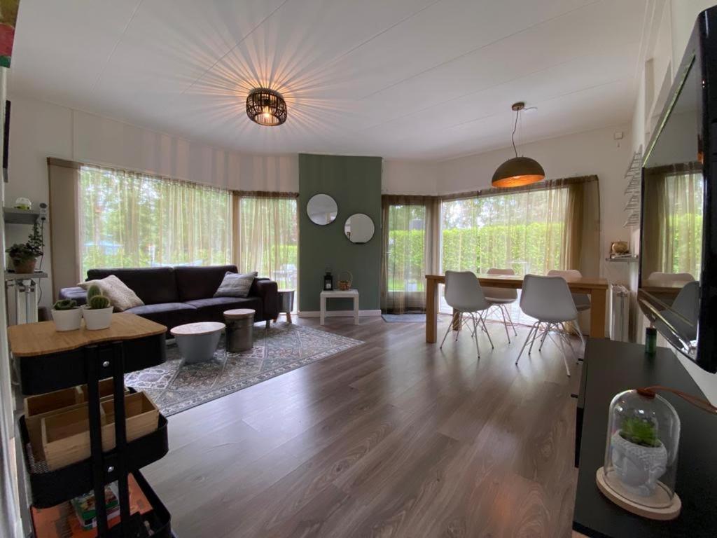 Strandhuisje Ermerzand