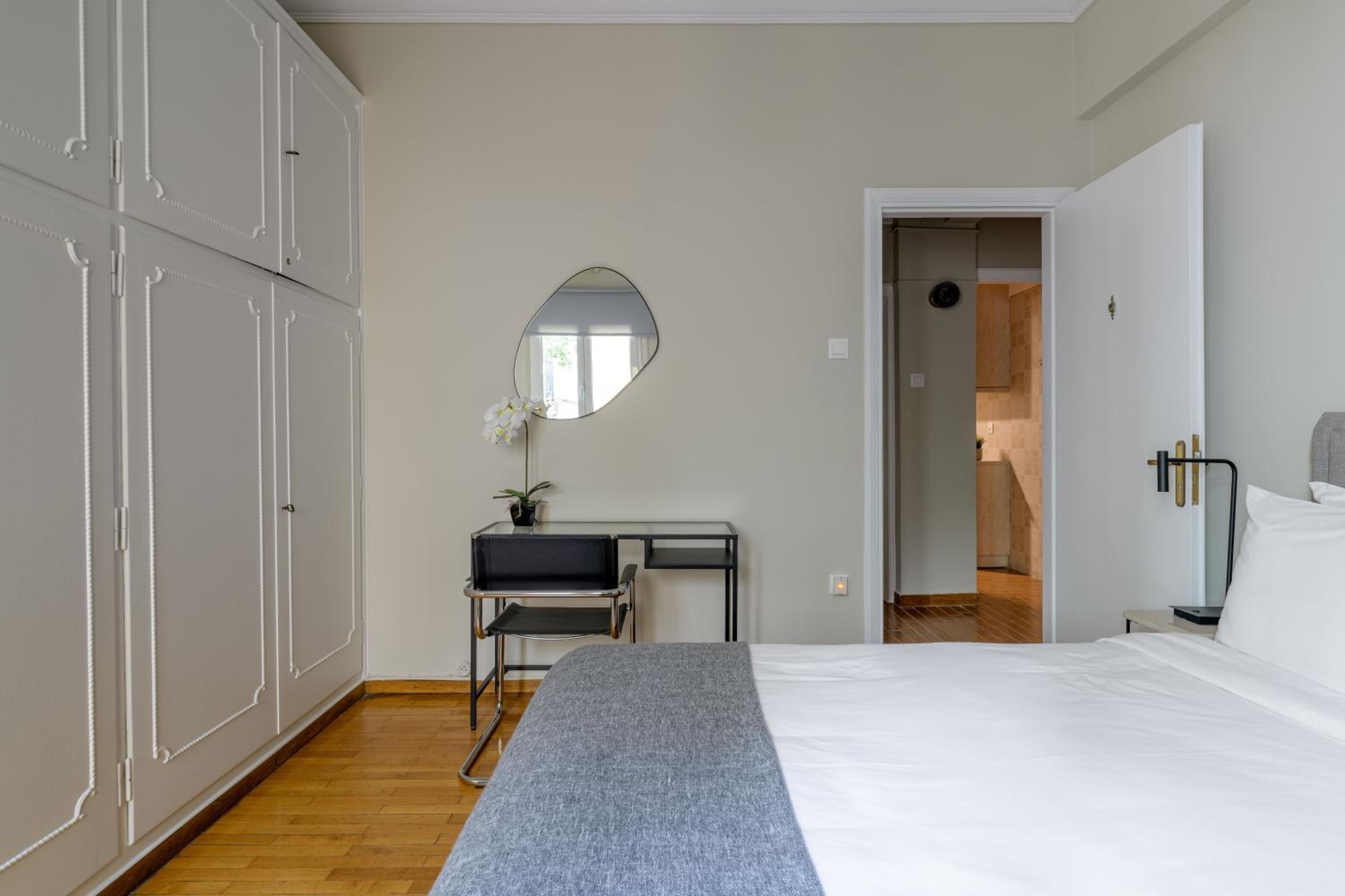 Aura Homes, Classic Apartment in Central Athens photo 2
