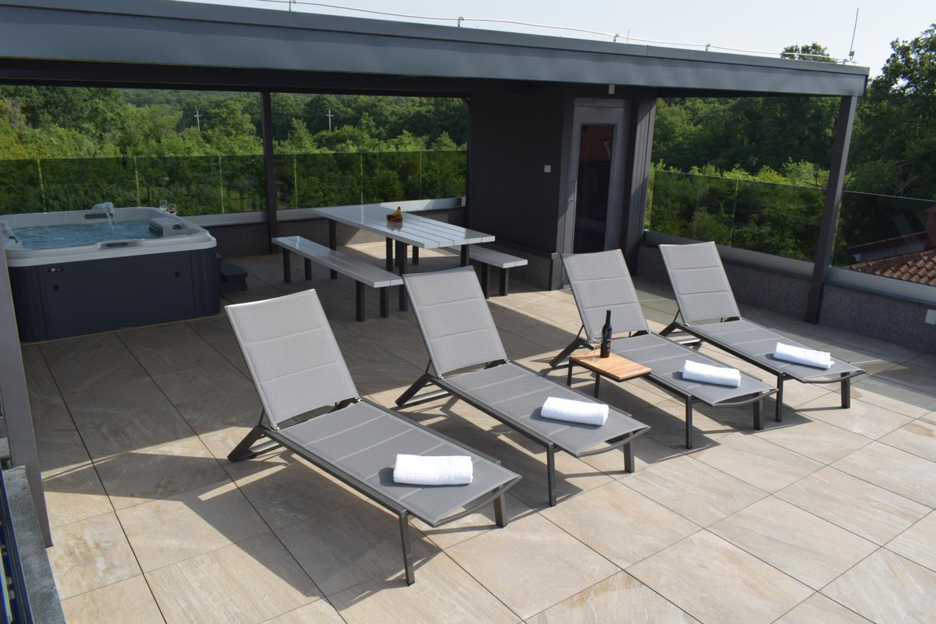 Villa Indigo view 5