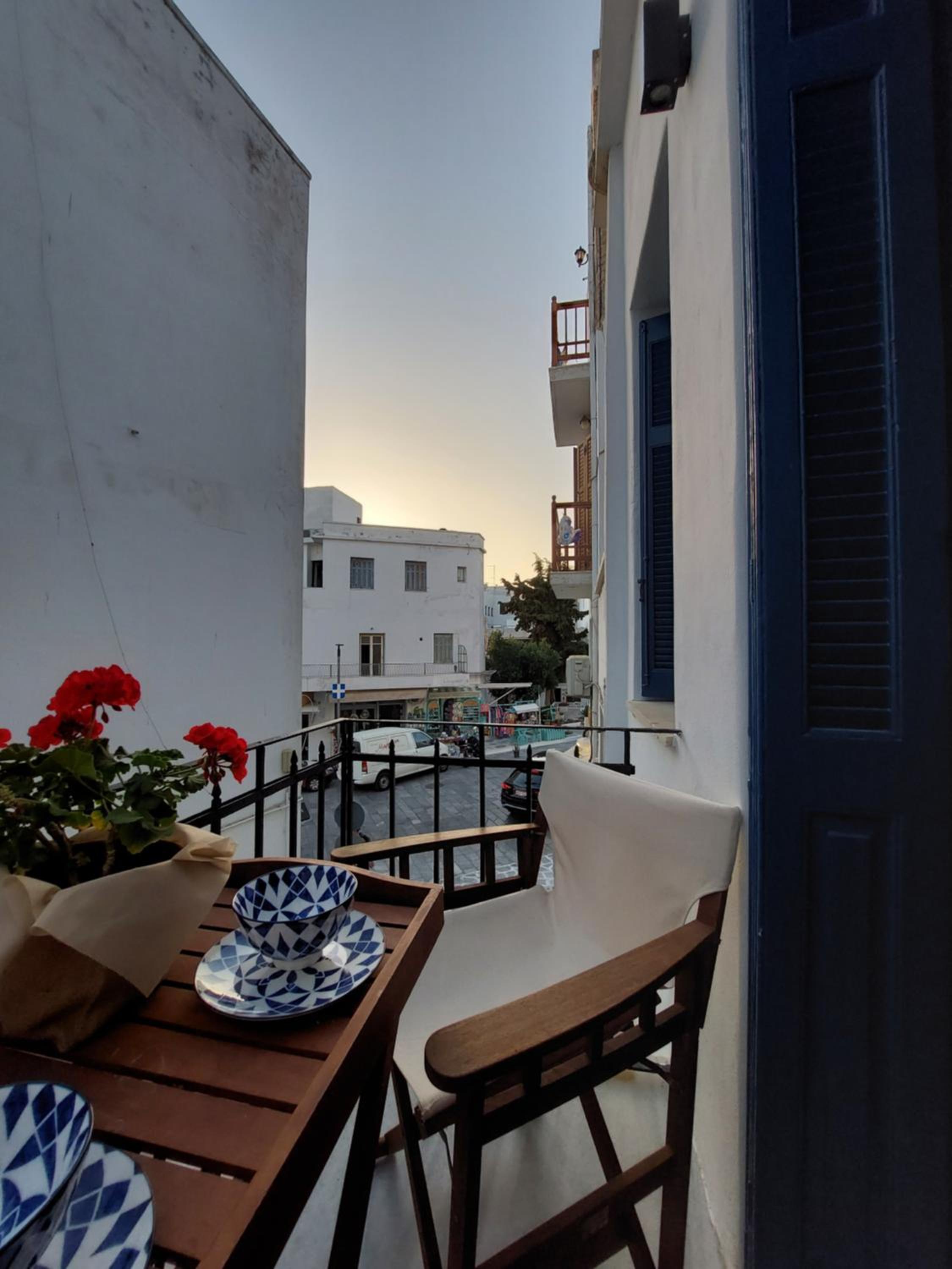 G-House of Tinos