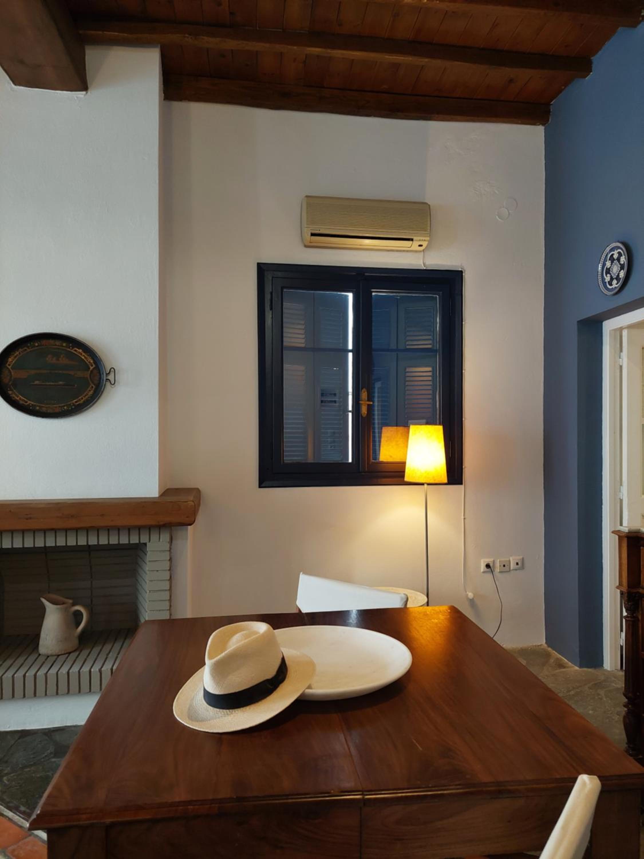 G-House of Tinos