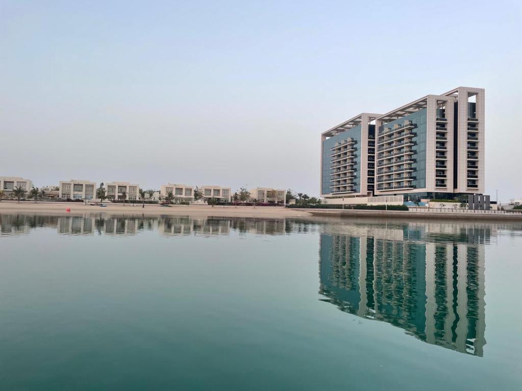LUXURY 2 Bedroom Apartment in GATEWAY Residence