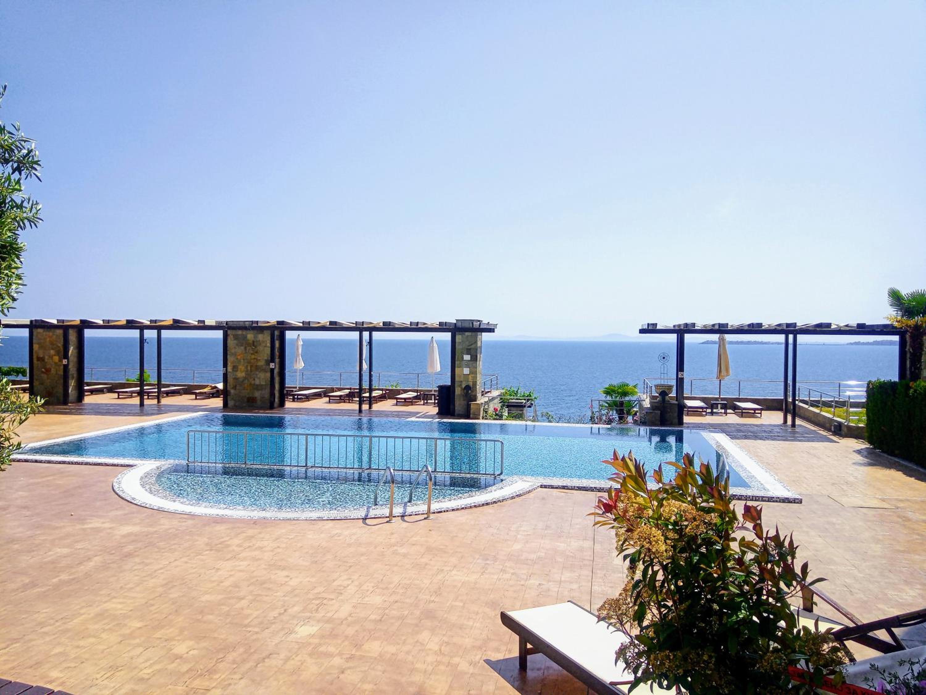 Dolce Vita II Waterfront Sunset Sea View Luxury Apartament view 4