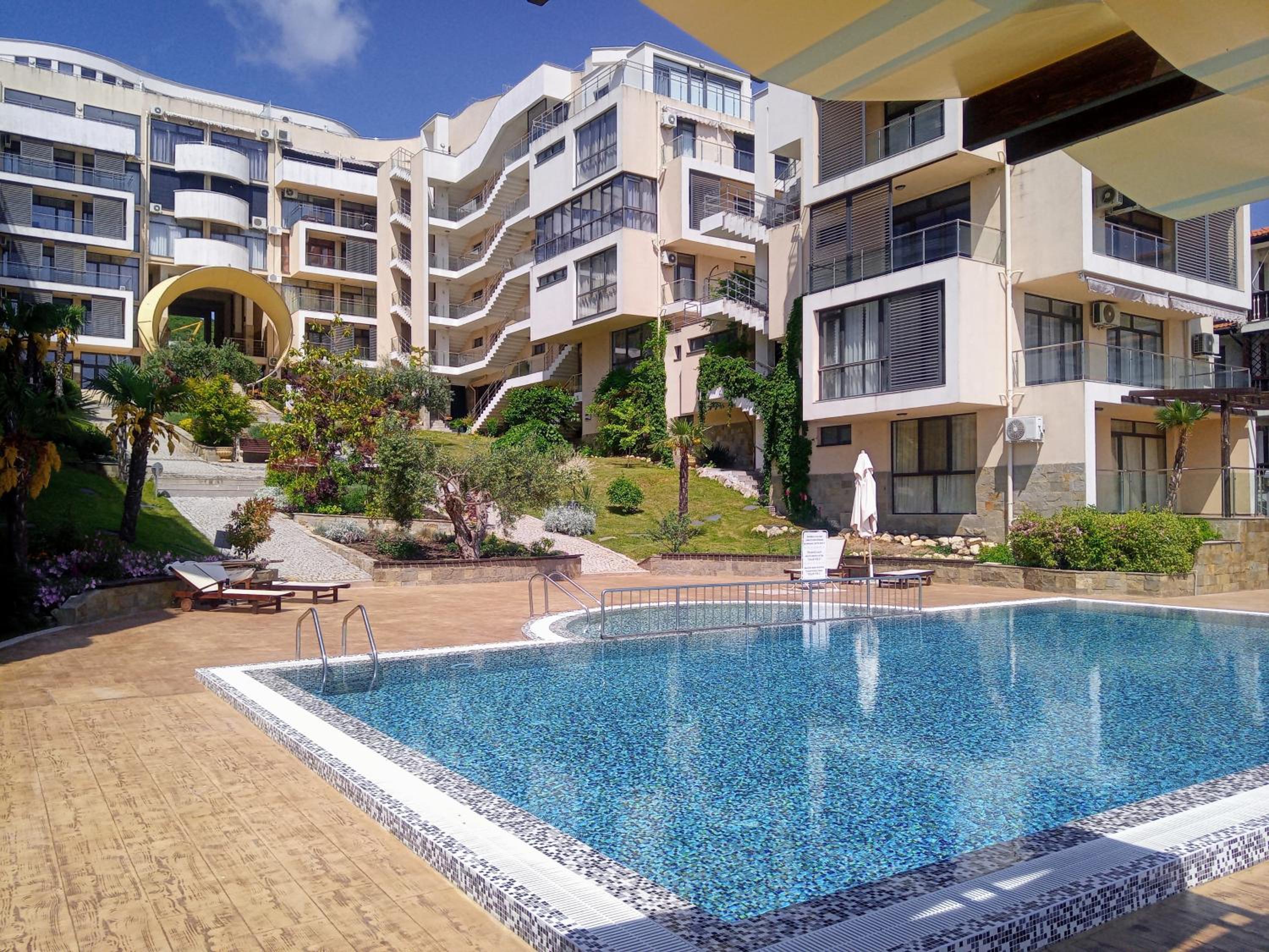 Dolce Vita II Waterfront Breeze Sea View Luxury Apartament view 4