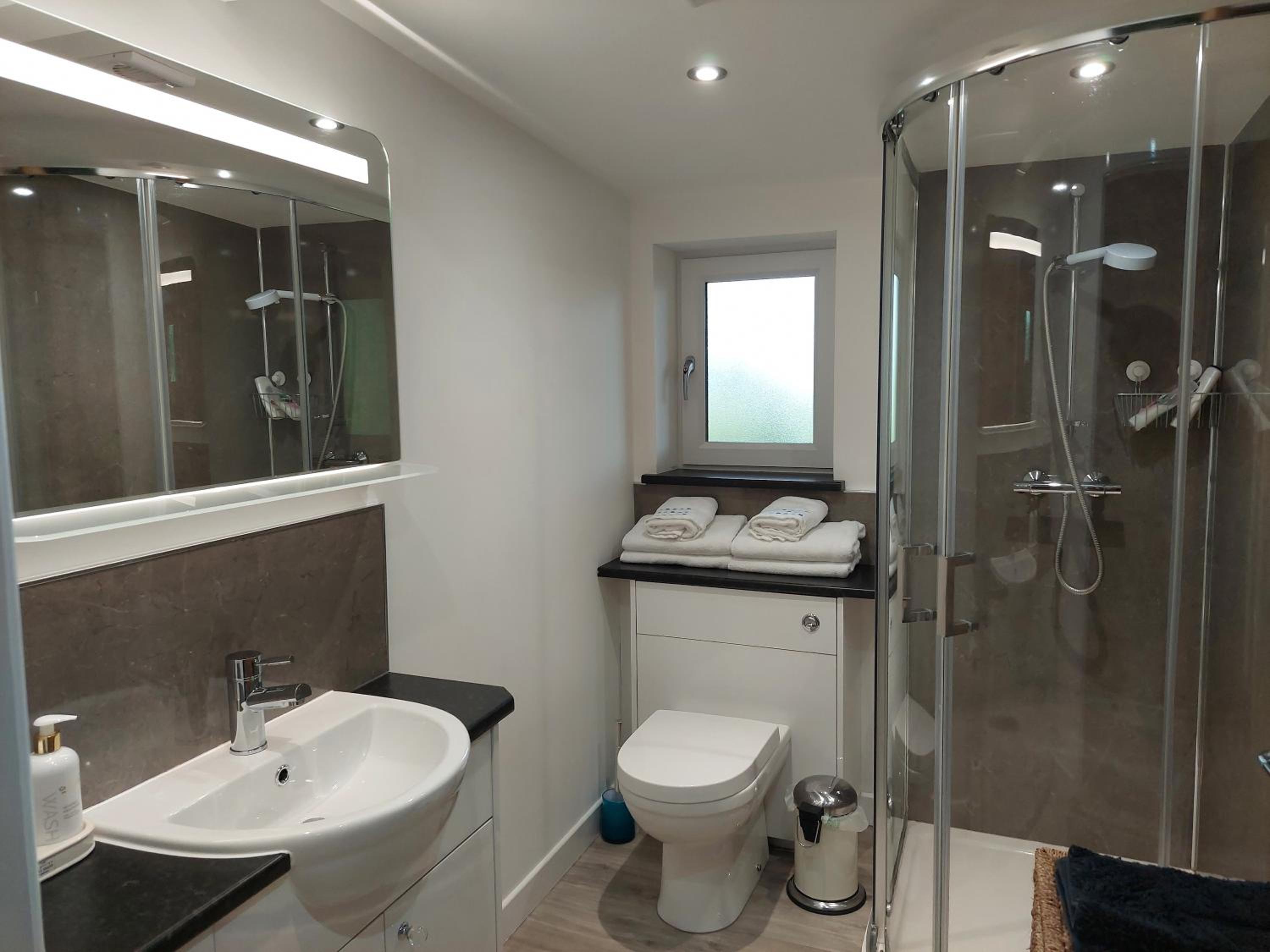 Bayview Lodge New Spacious Apartment
