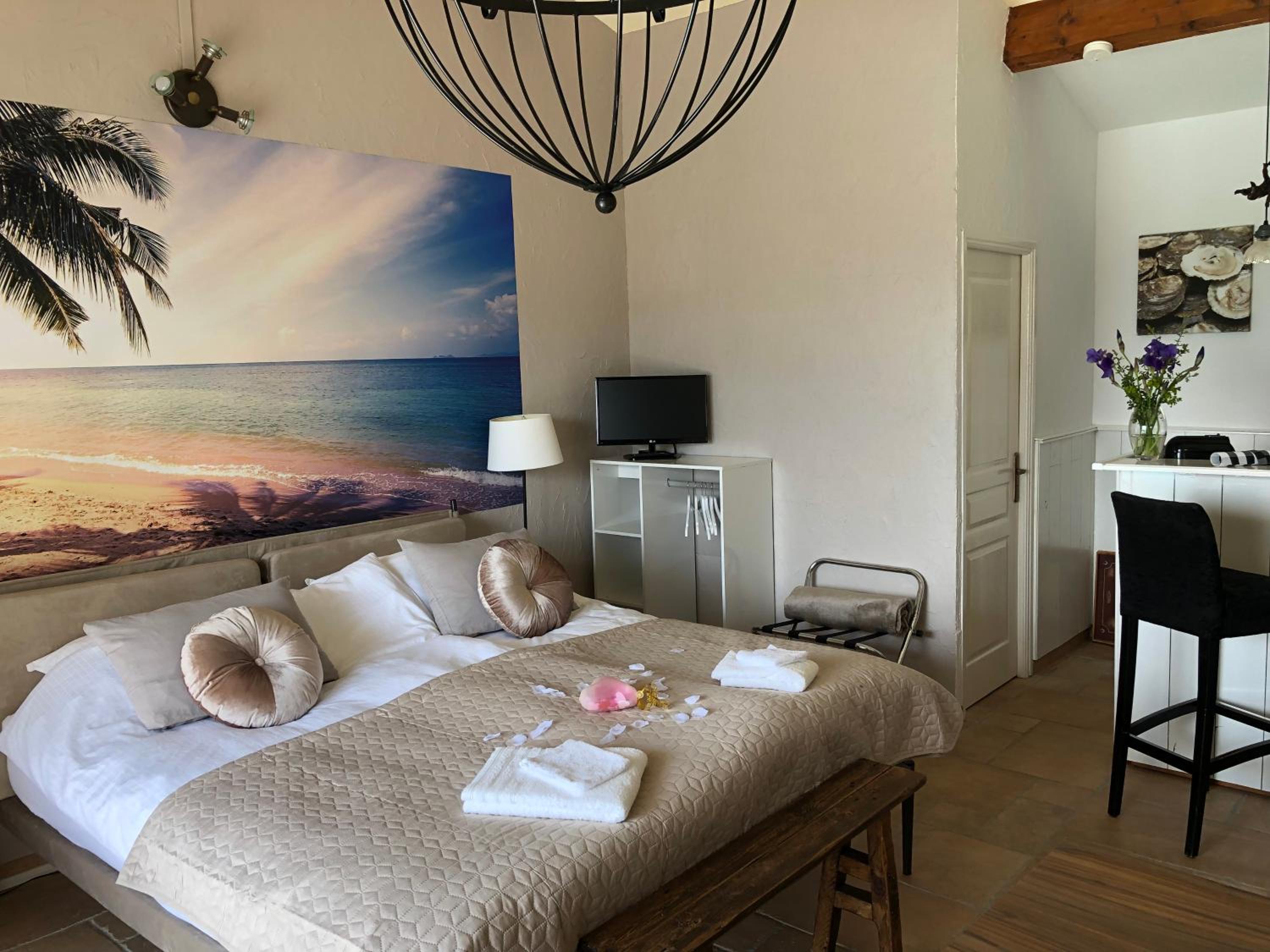 Marie Jean Chambre d'hotes & Gite view 4