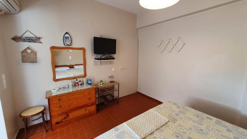 Nea Styra seafront apartment with stunning view view 5