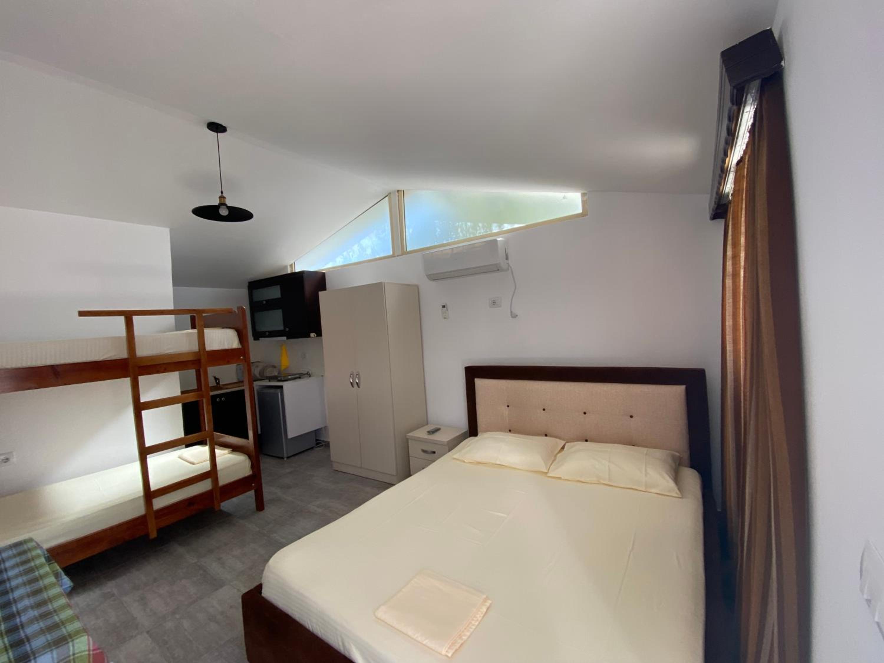Seaside Cabin Ksamil