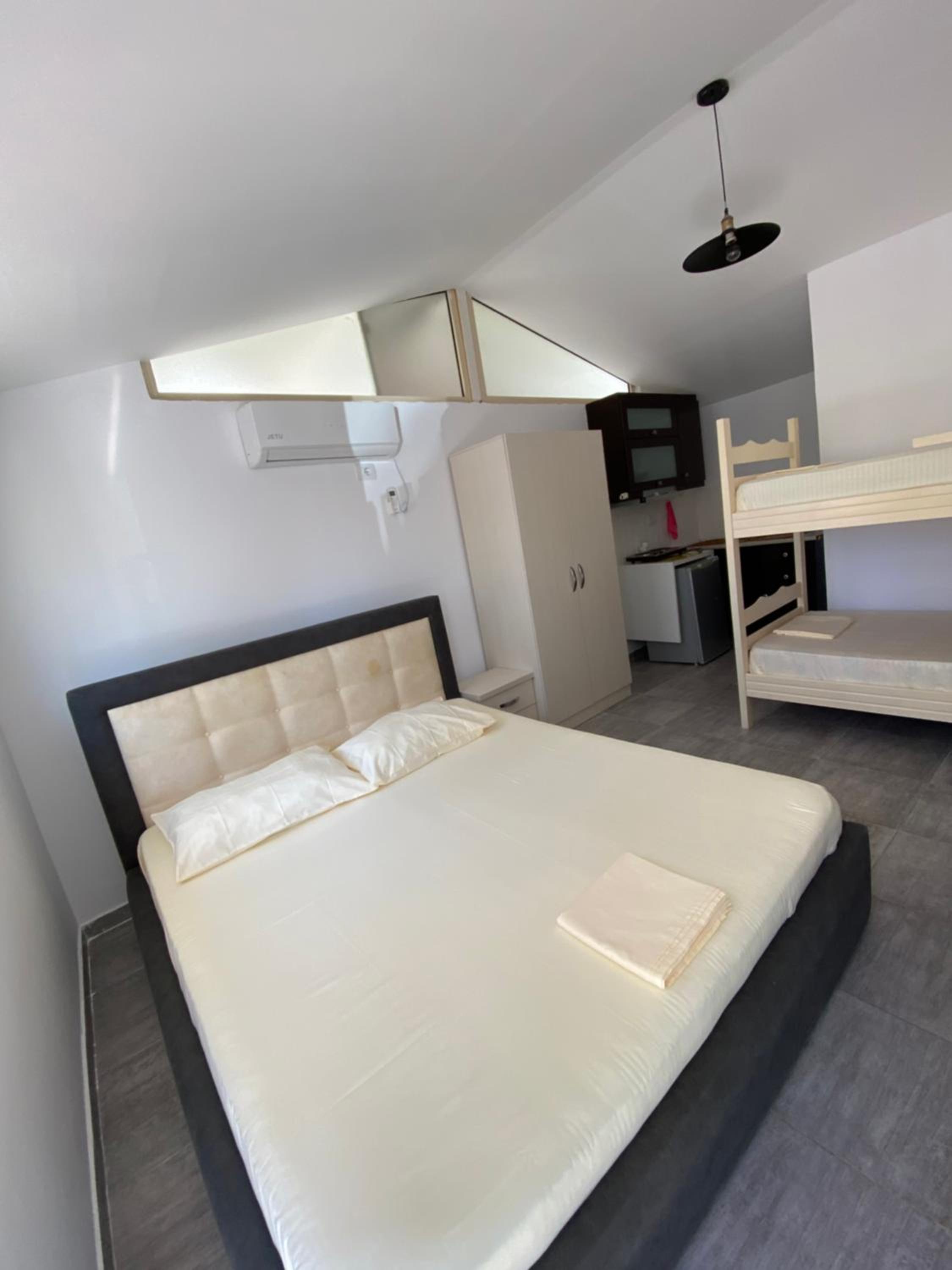 Seaside Cabin Ksamil