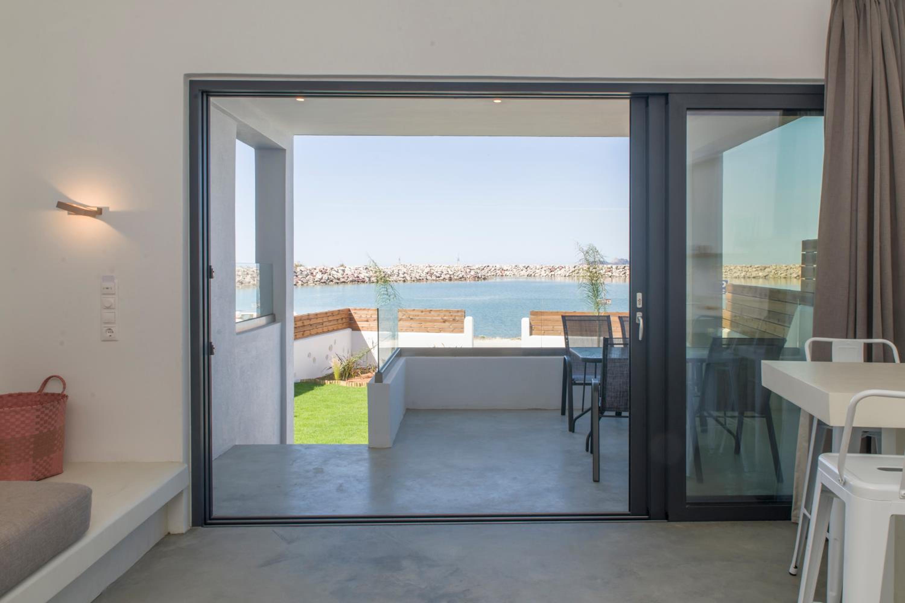 Isalos Sea View Studios view 5