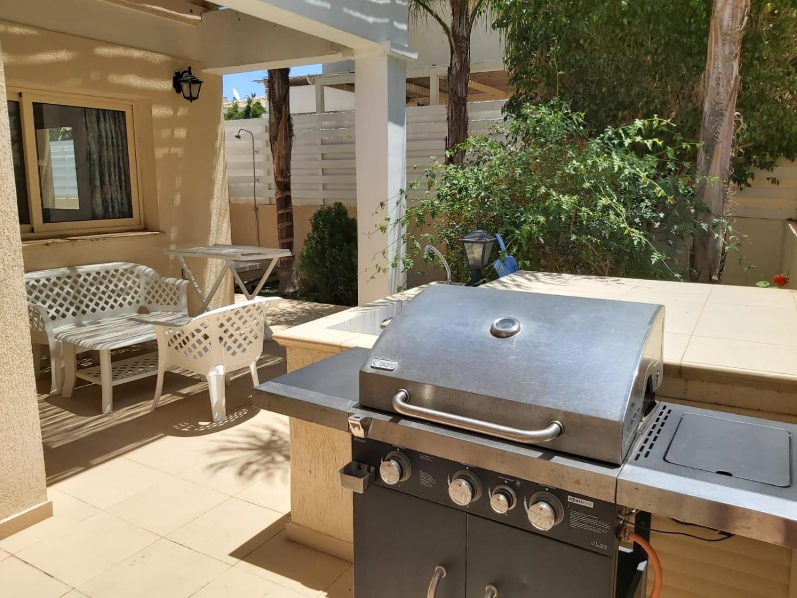 Anthorina Villa 16