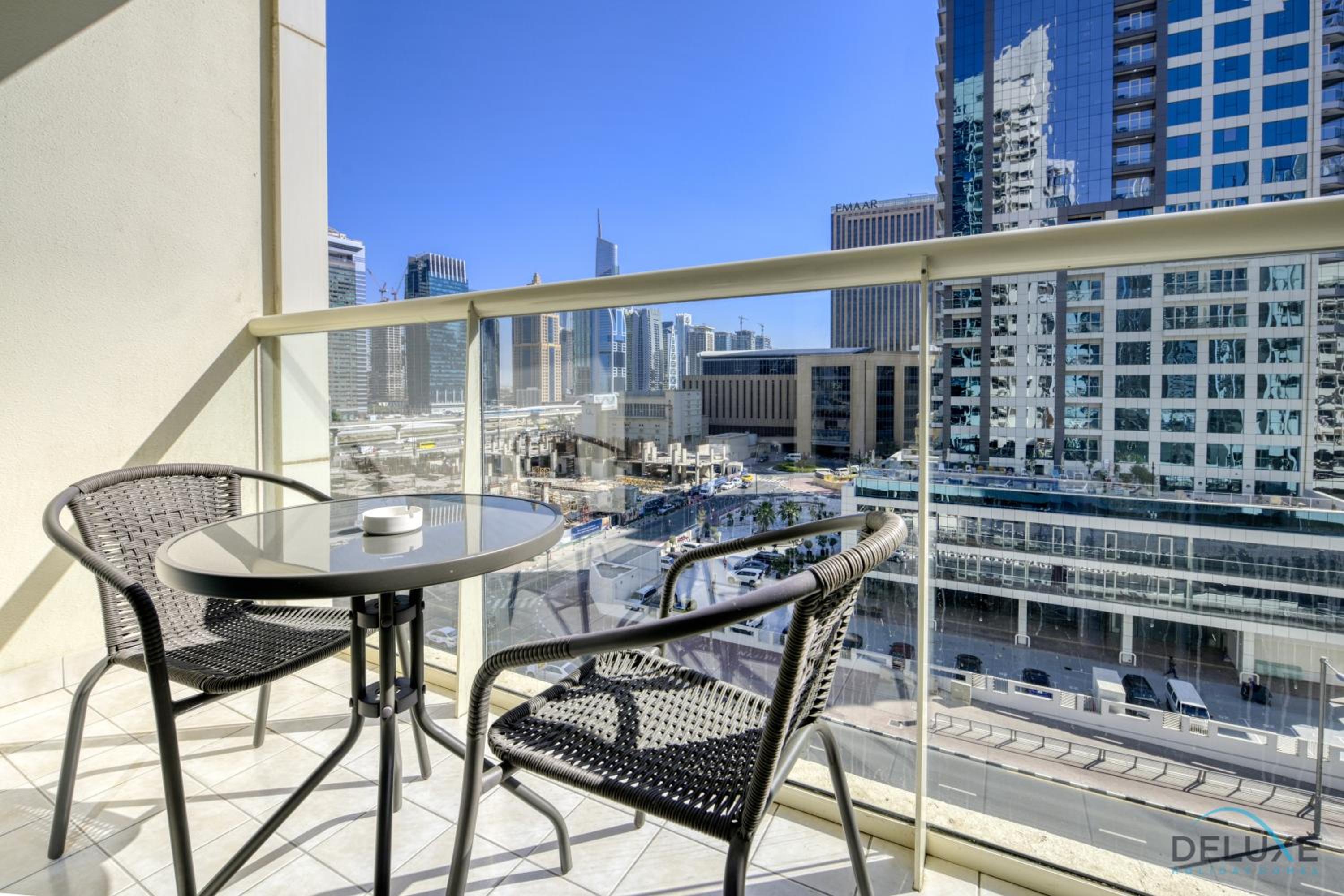 Stunning Studio at Marina Views A Dubai Marina by Deluxe Holiday Homes
