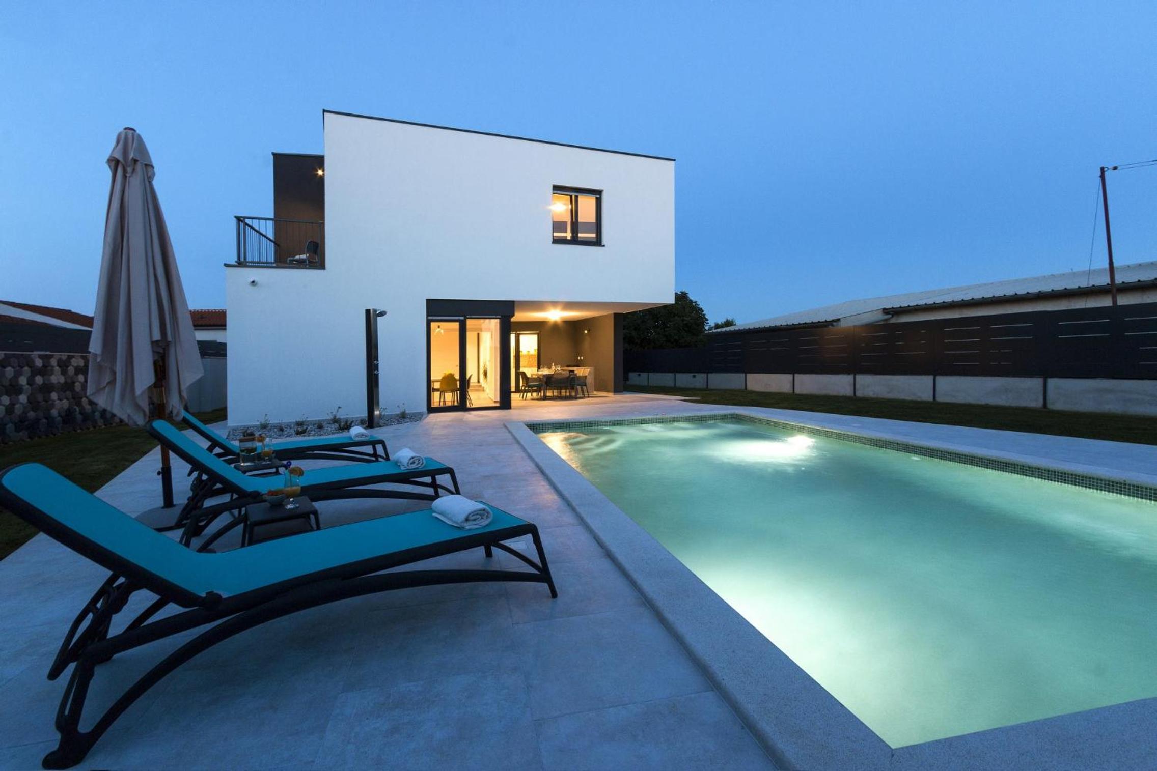 Modern 3-bedroom villa with a private pool