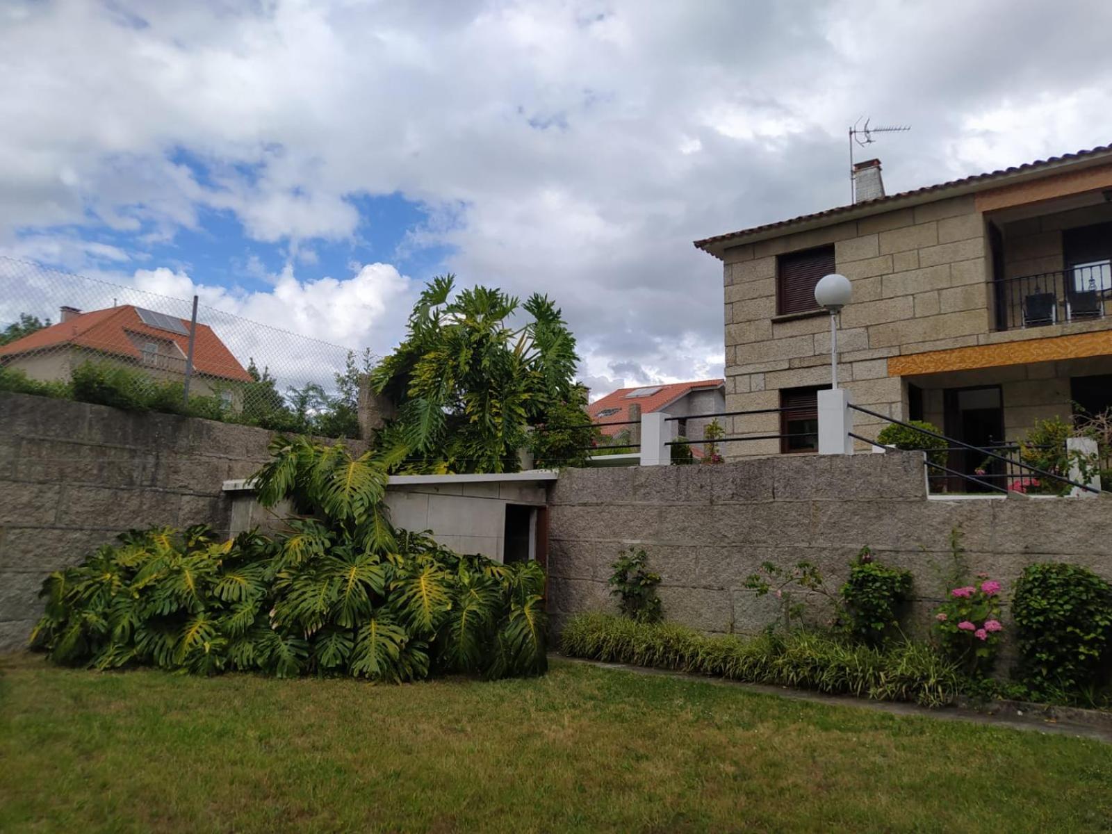 apartamento rua dos Castiñeiros planta baja photo 4