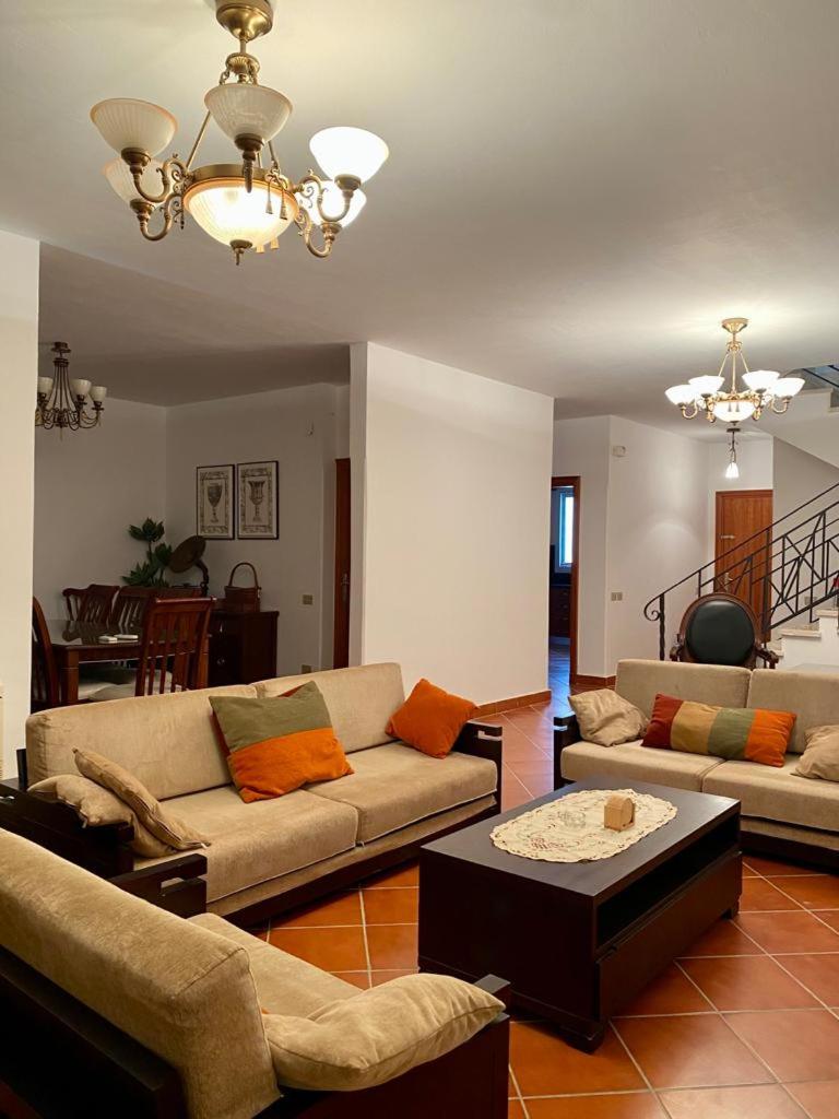 A Sea View Spacious Cheering 5 Bedroom Villa Ain Sokhna "Ain Bay"