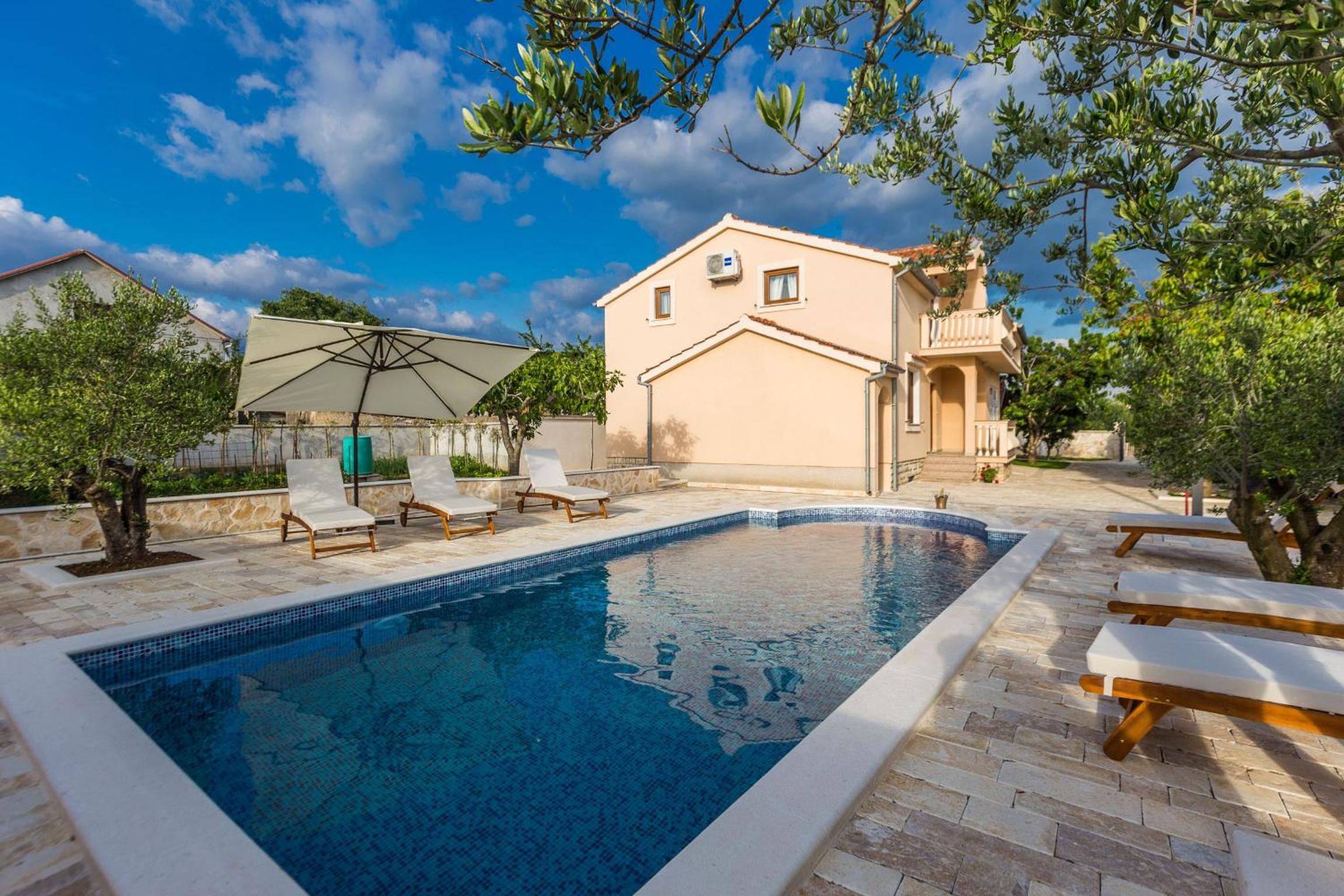 Villa Tina