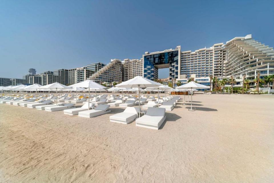 FIVE Palm Resort - Luxury 2BR - Skyline View