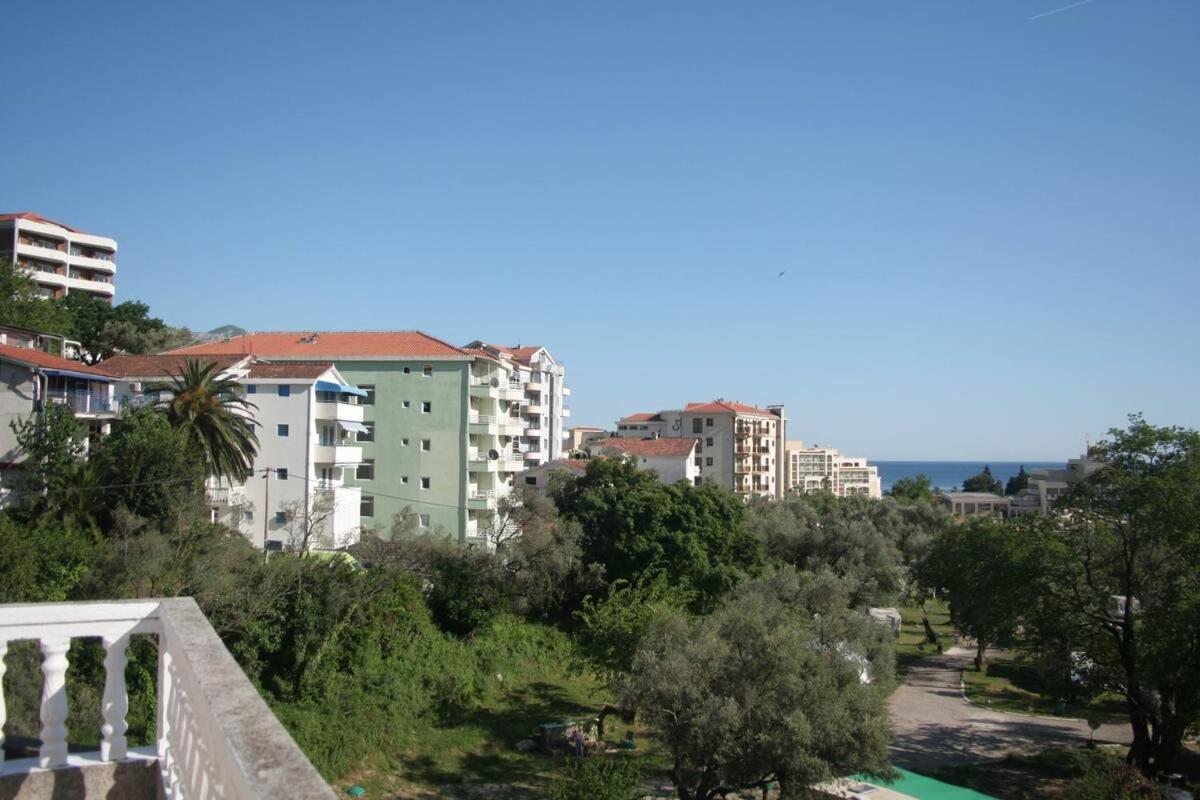 Spacious 2Bedroom Flat Budva Becici photo 3