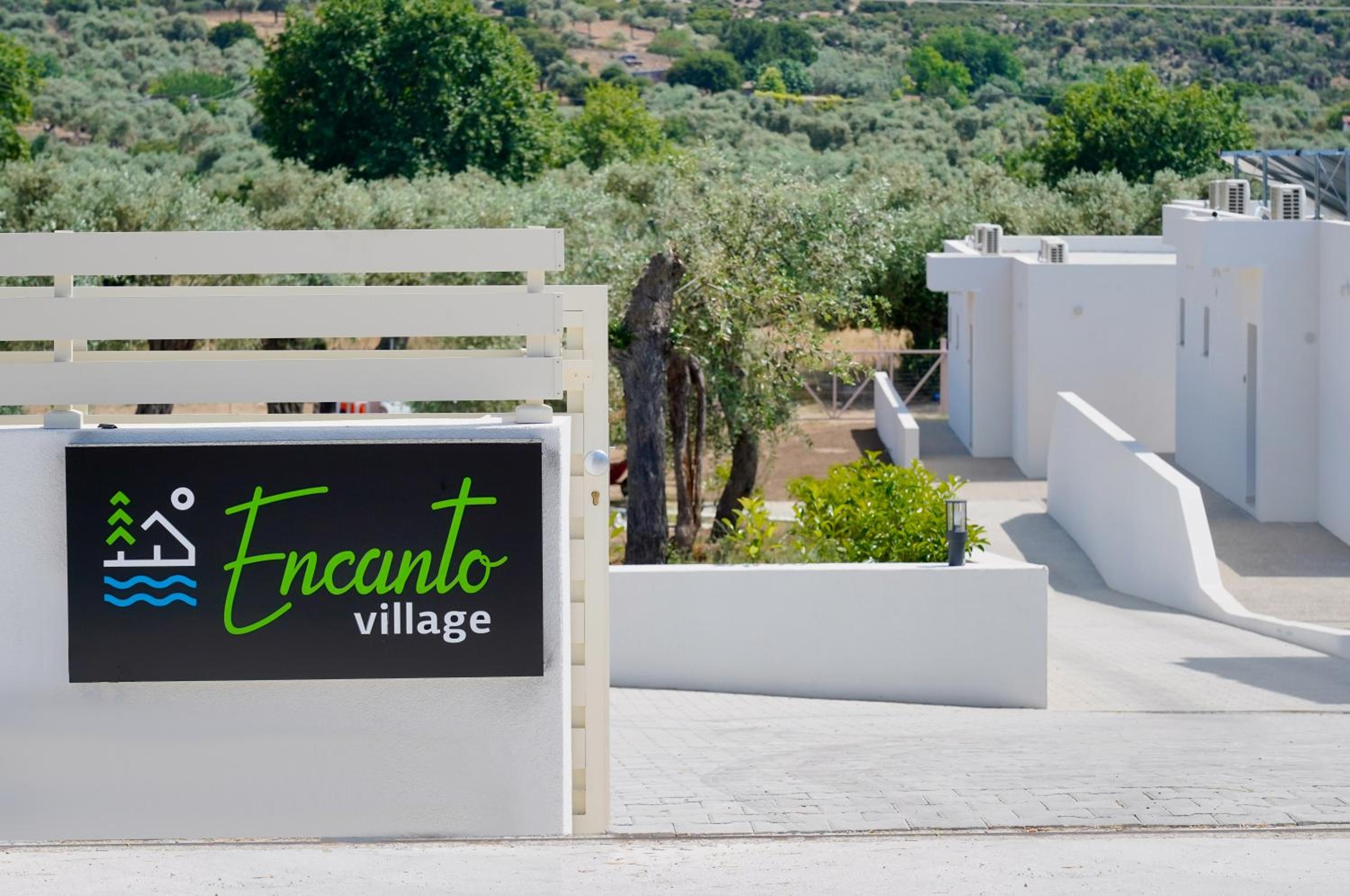 Encanto Village - Apartments