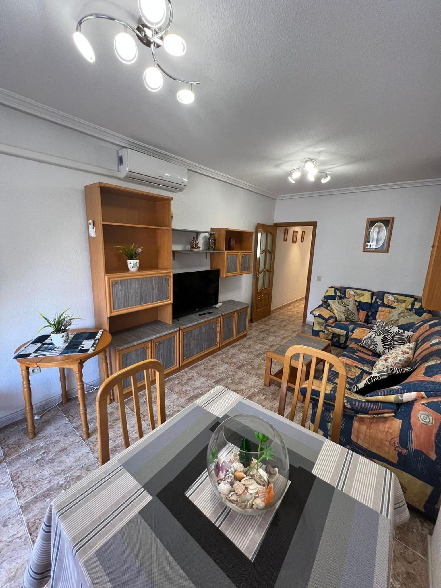 Luxury 2 bedrooms Apartment with a Garage photo 1