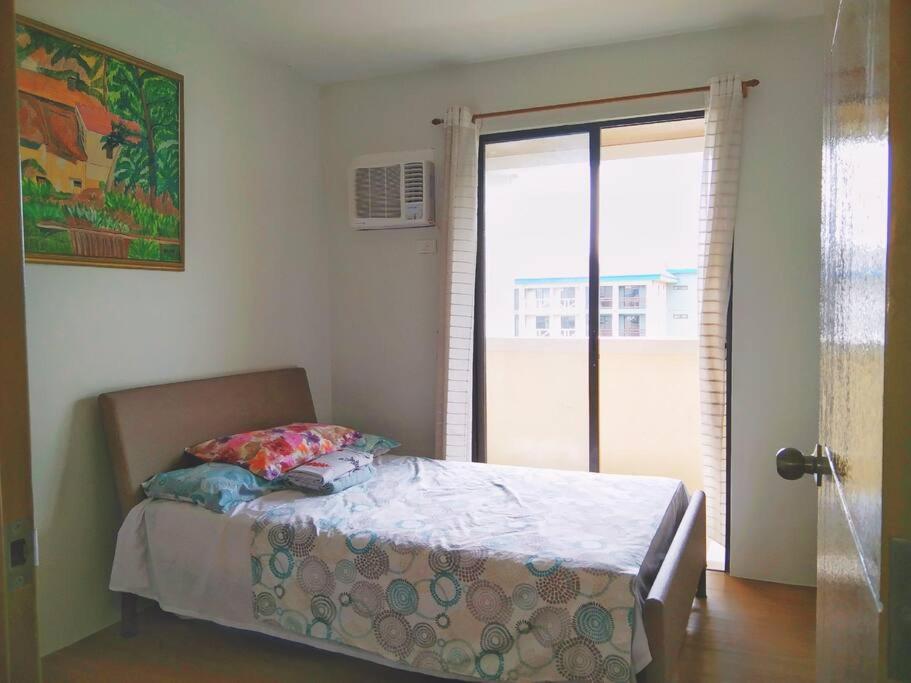 Pine Suites Tagaytay 2BR Central View with Netflix