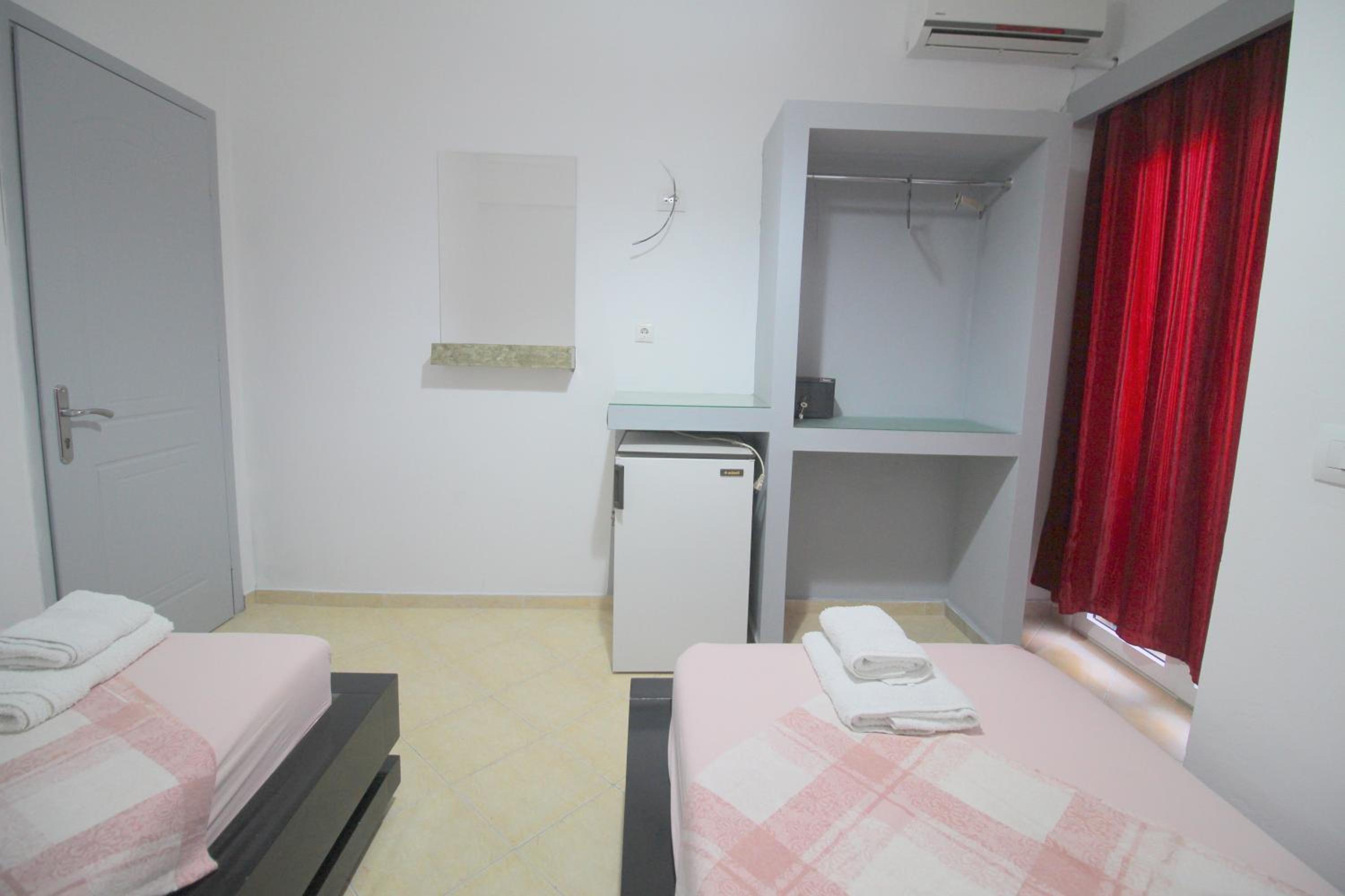 Andy Apartments