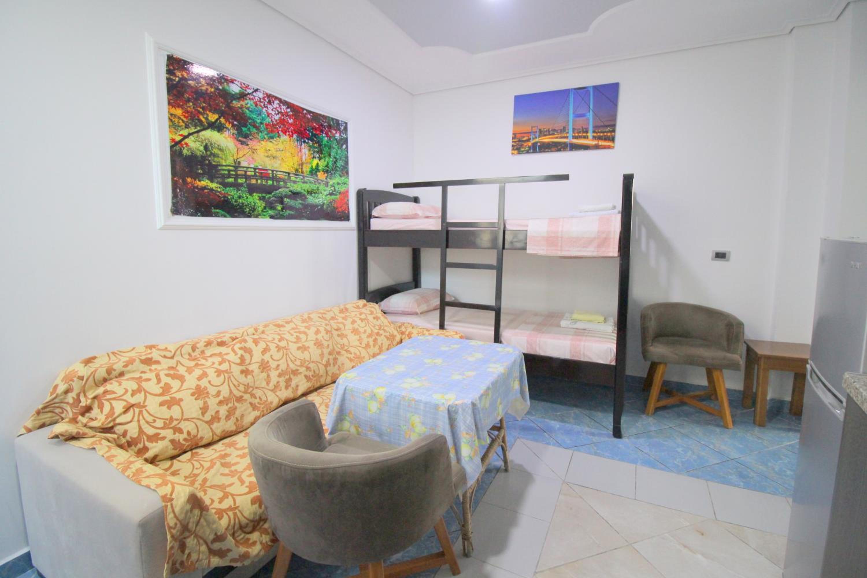 Andy Apartments