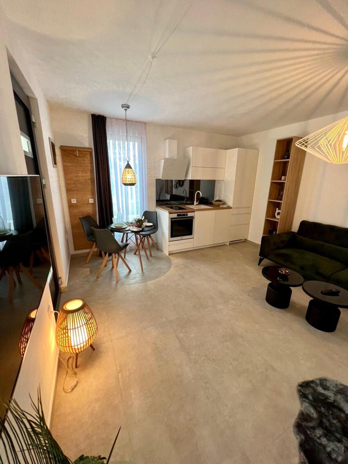 Apartmani CUBE A