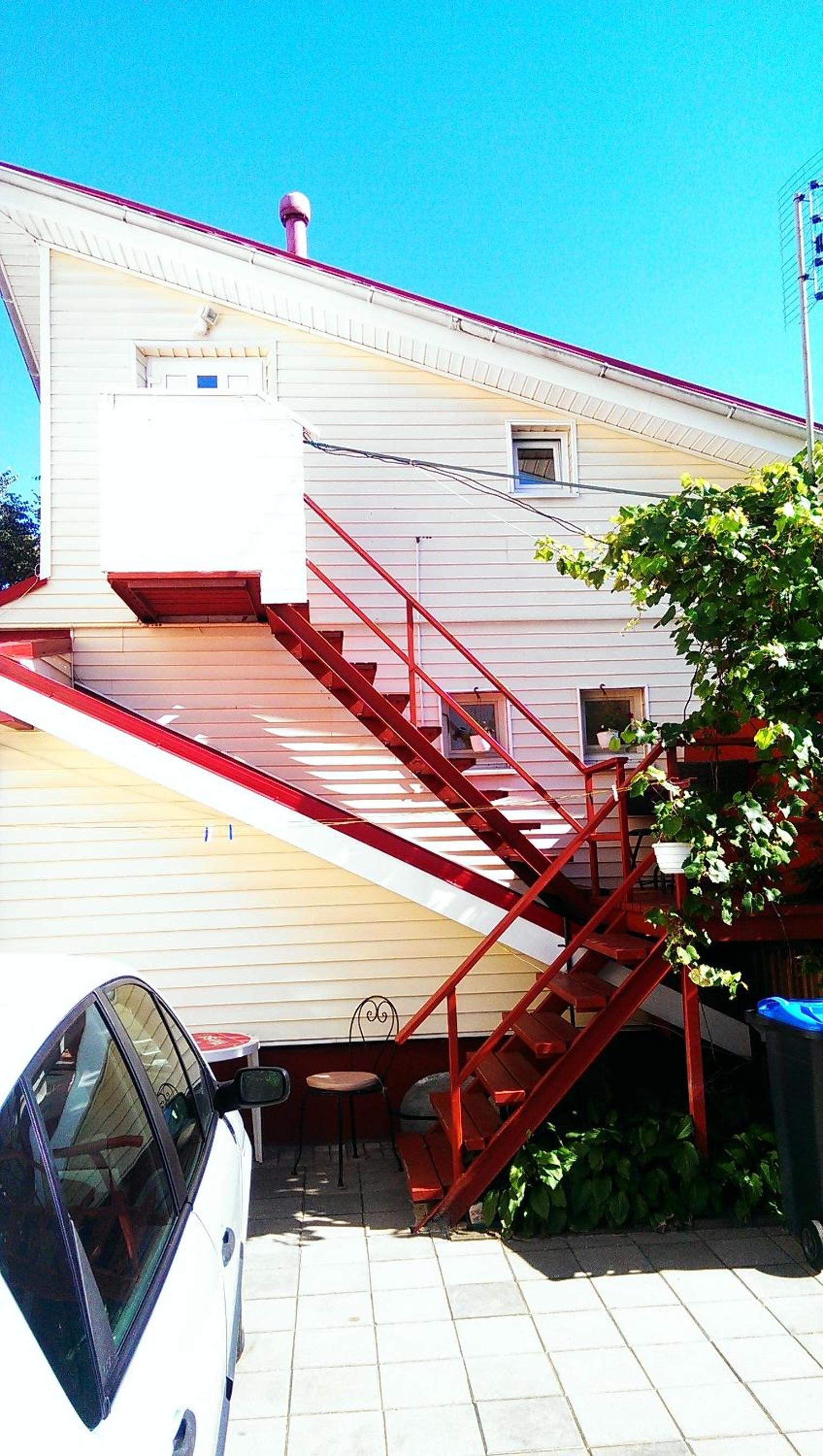Photo 42