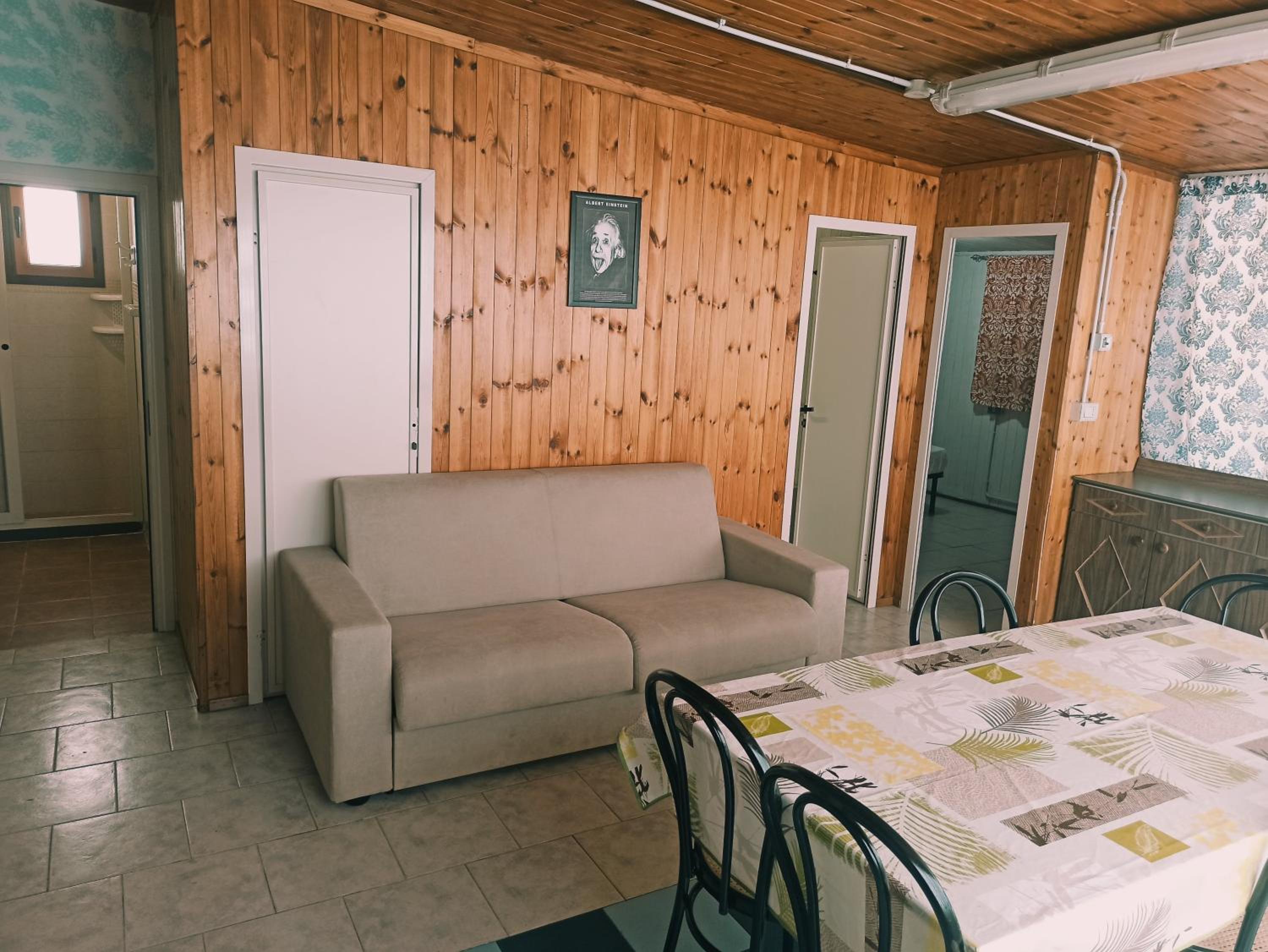 Camping Poseidonia