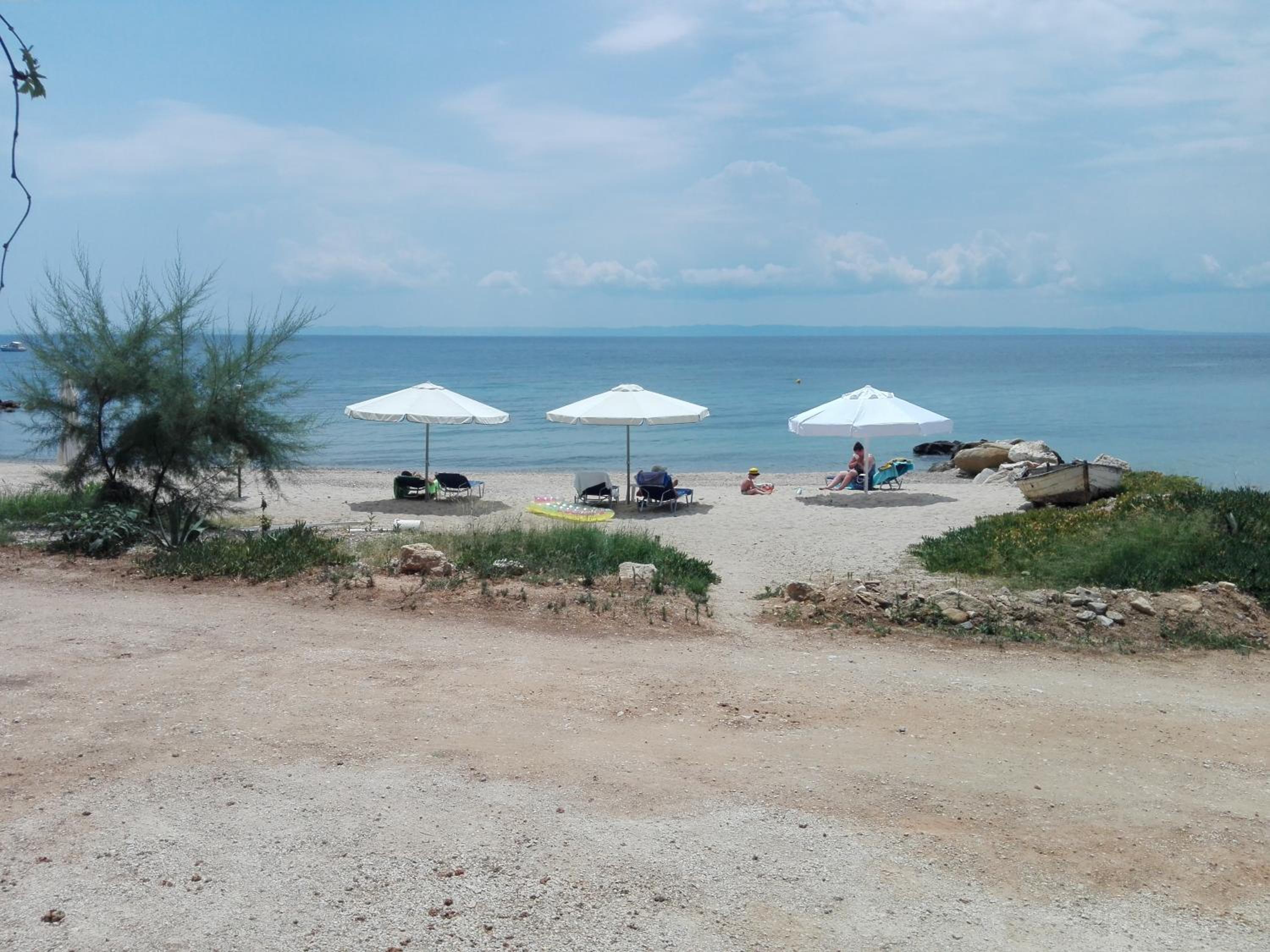 Porto Almira Beachfront Apartments view 4