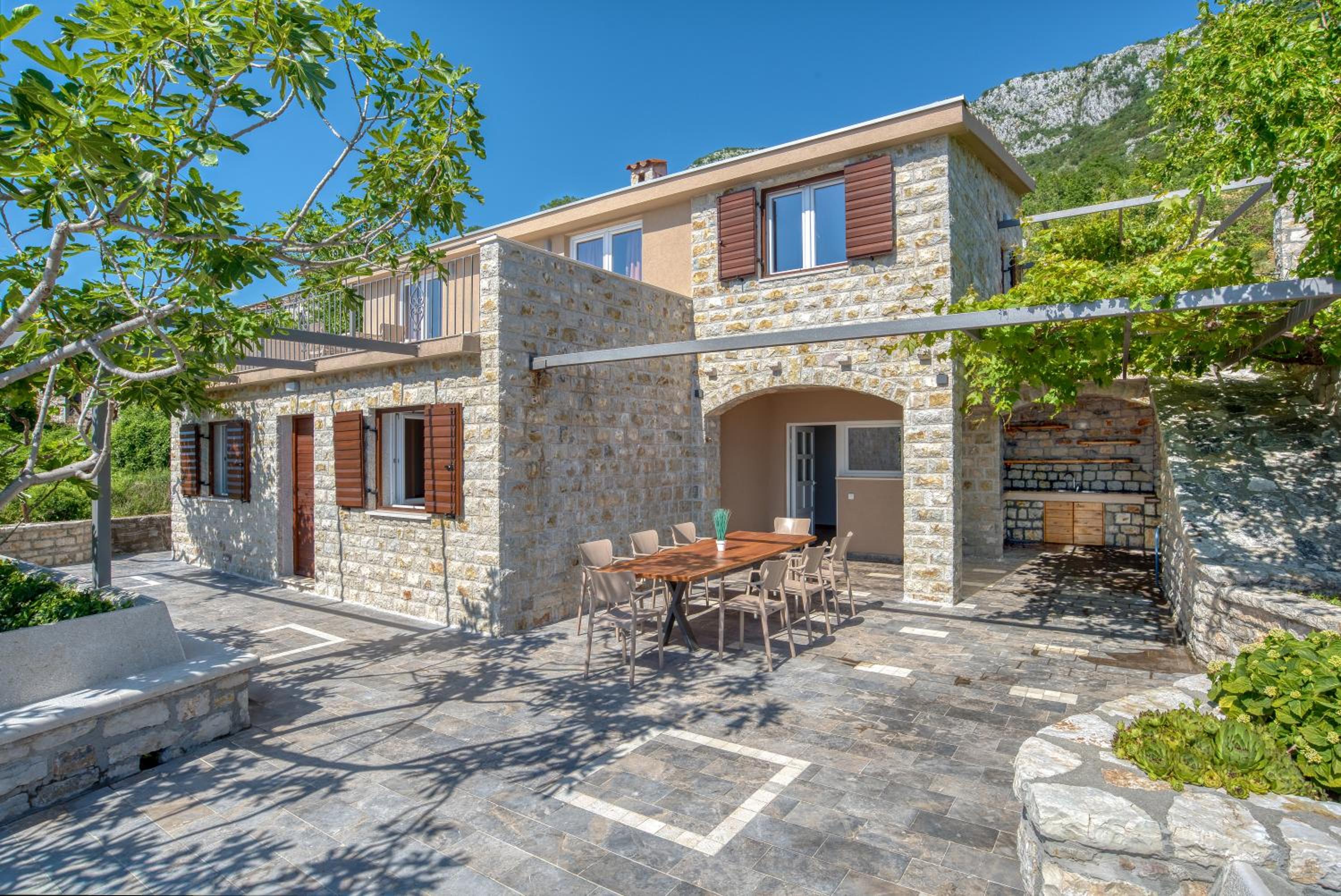 Old stone villa Vrba view 5