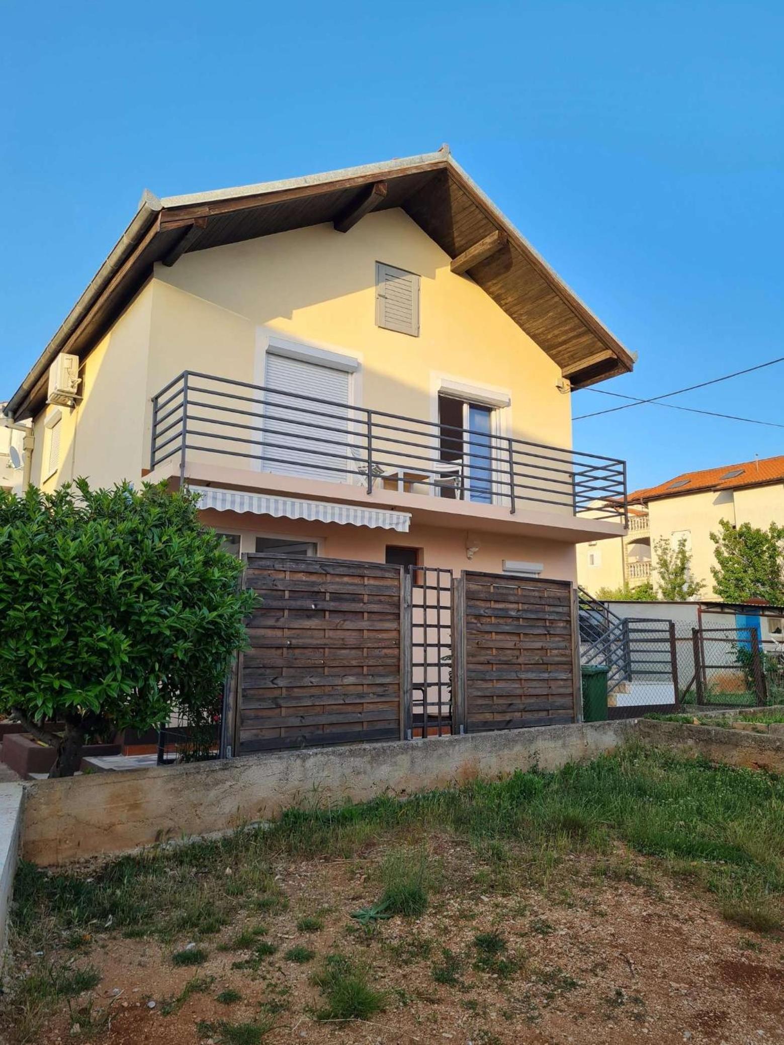 Apartmani Lovre i Zara view 5