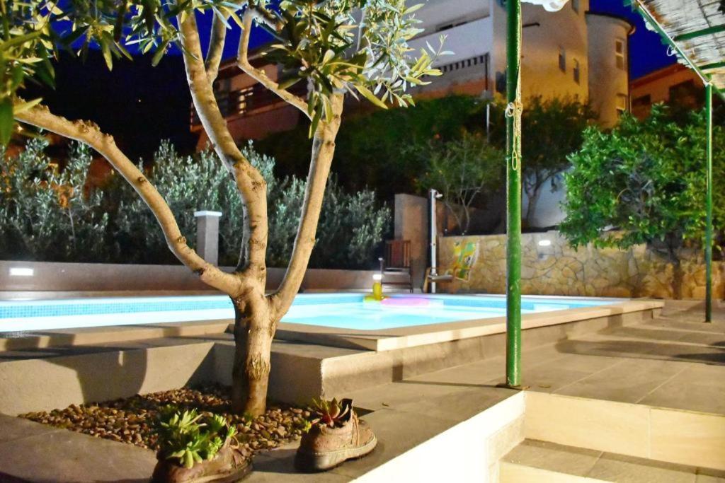 Villa Vlade- from pool to the beach in one minute — photo 4